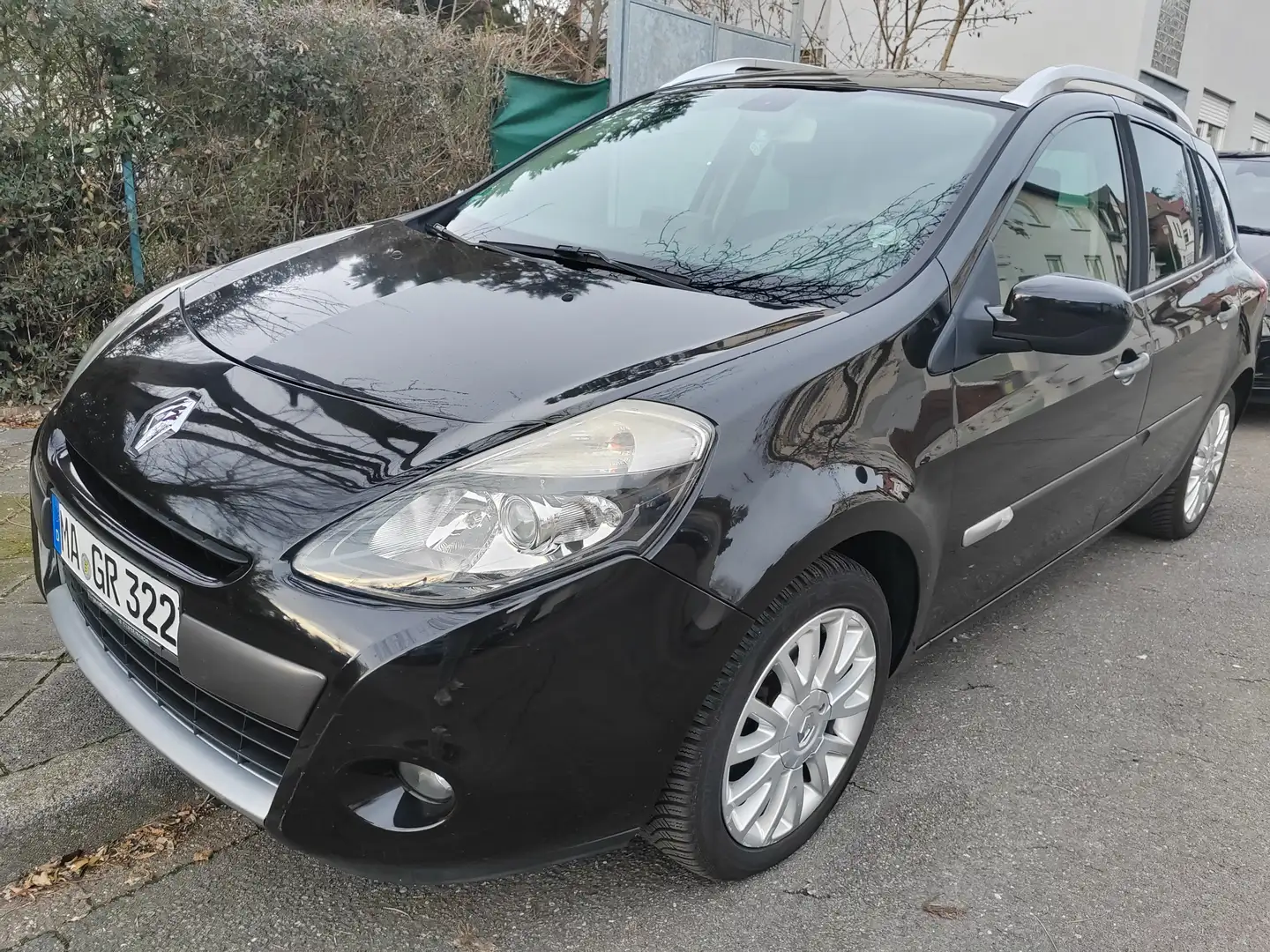Renault Clio Clio 1.6 16V Grandtour Aut. Exception Schwarz - 1