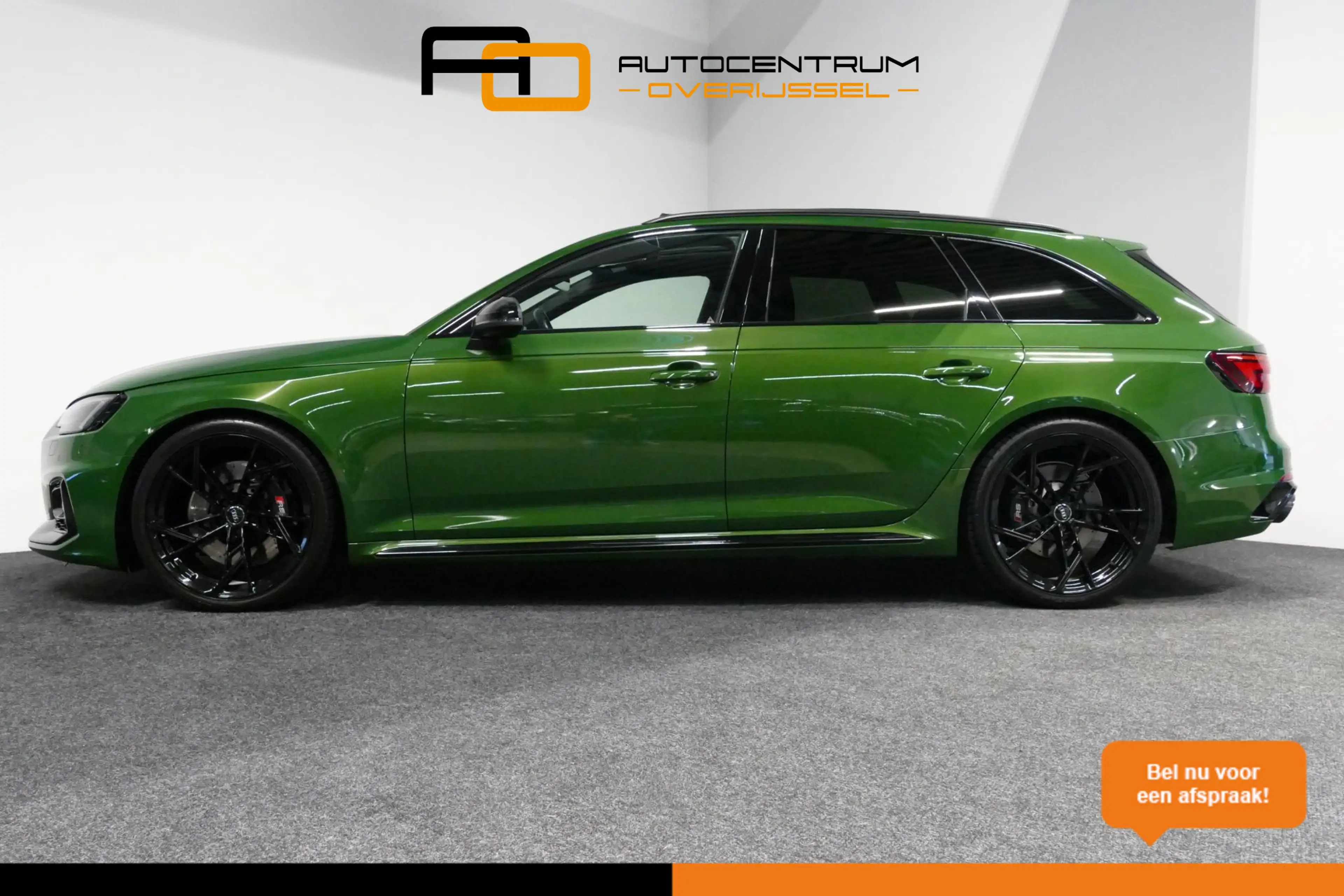 Audi RS4 A4 Avant 2.9 TFSI quattro / RS-Sportuitlaat / Pano