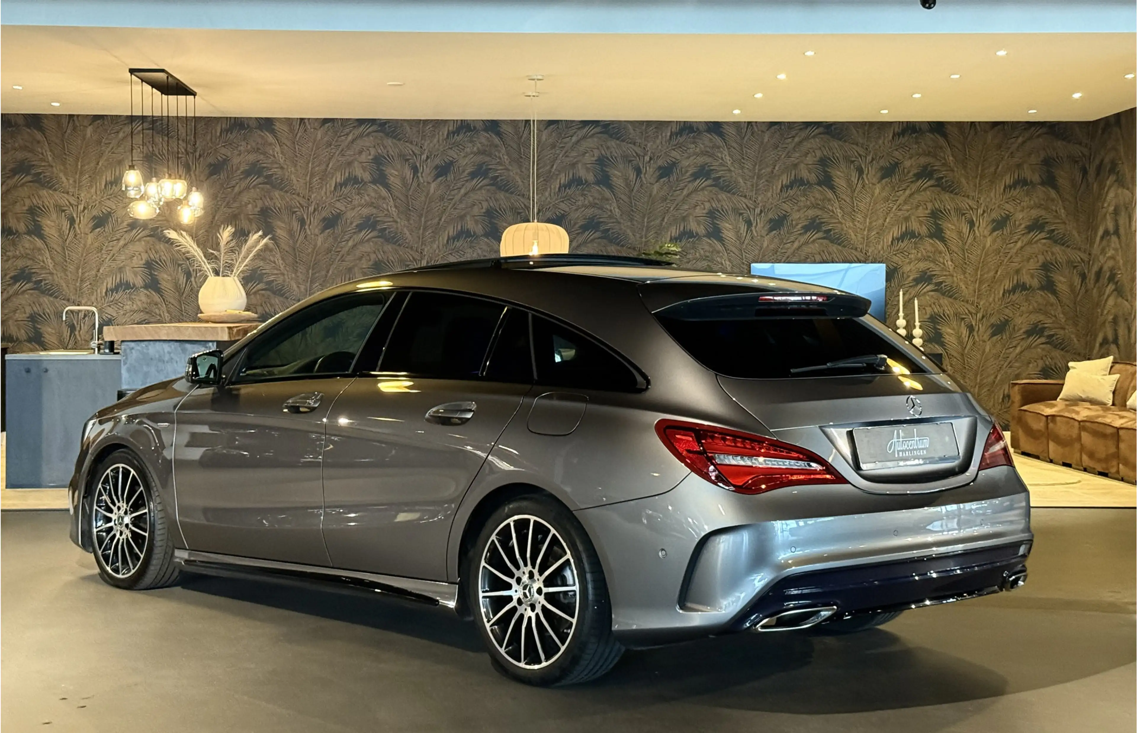 Mercedes-Benz CLA 200 Shooting Brake AMG I Edition I Pano I H&K — photo 3