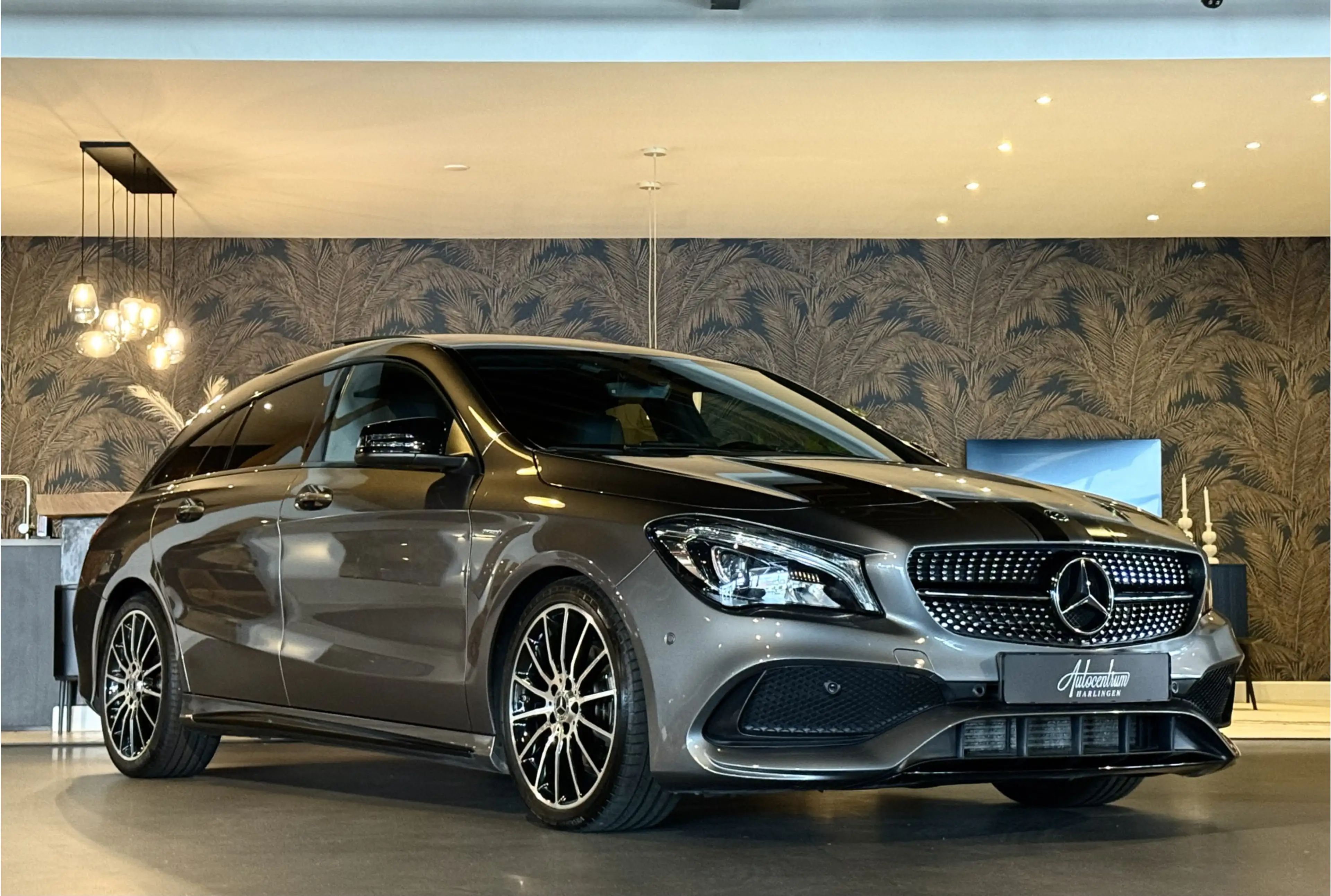 Mercedes-Benz CLA 200 Shooting Brake AMG I Edition I Pano I H&K — photo 23