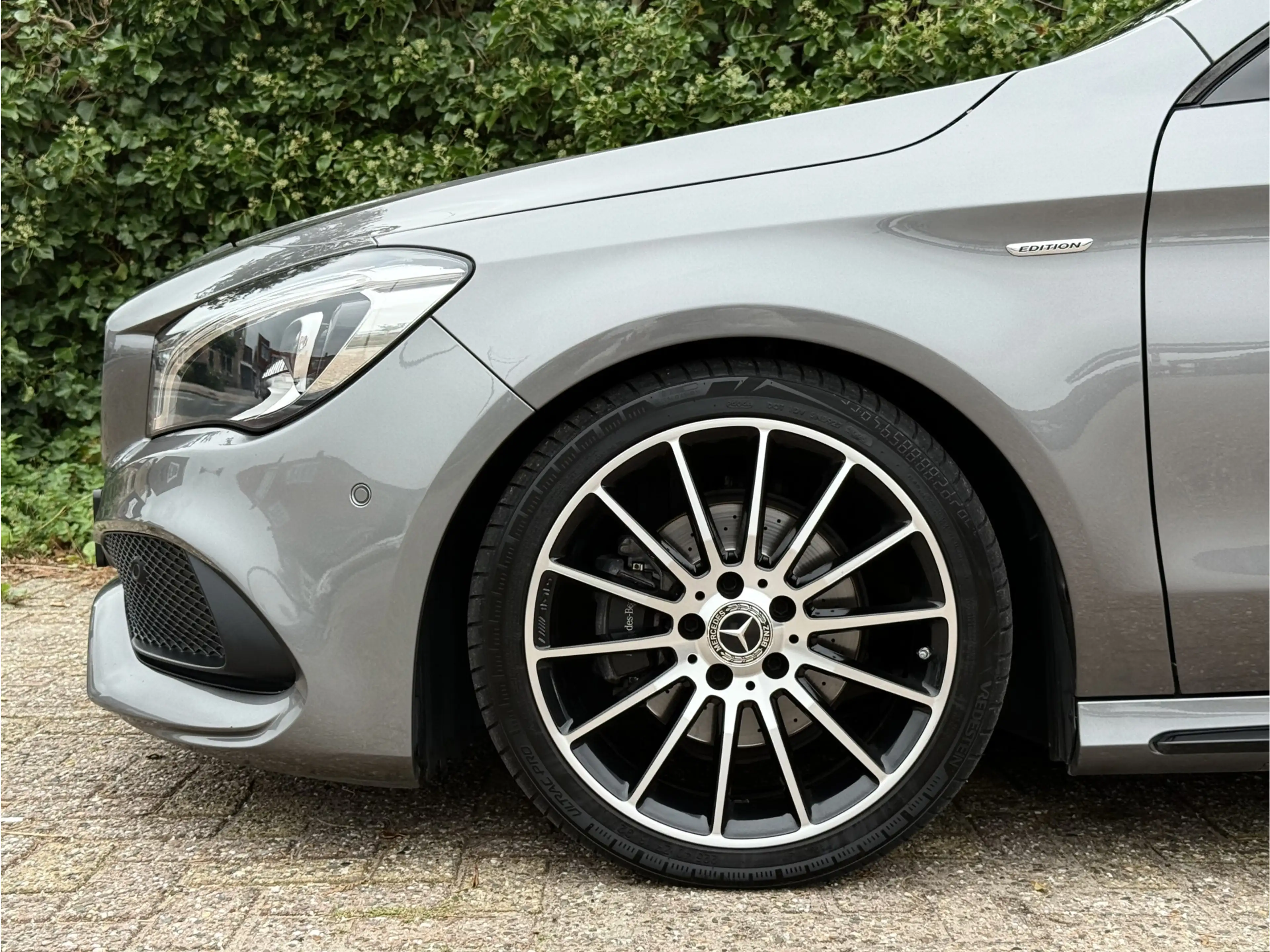Mercedes-Benz CLA 200 Shooting Brake AMG I Edition I Pano I H&K — photo 35