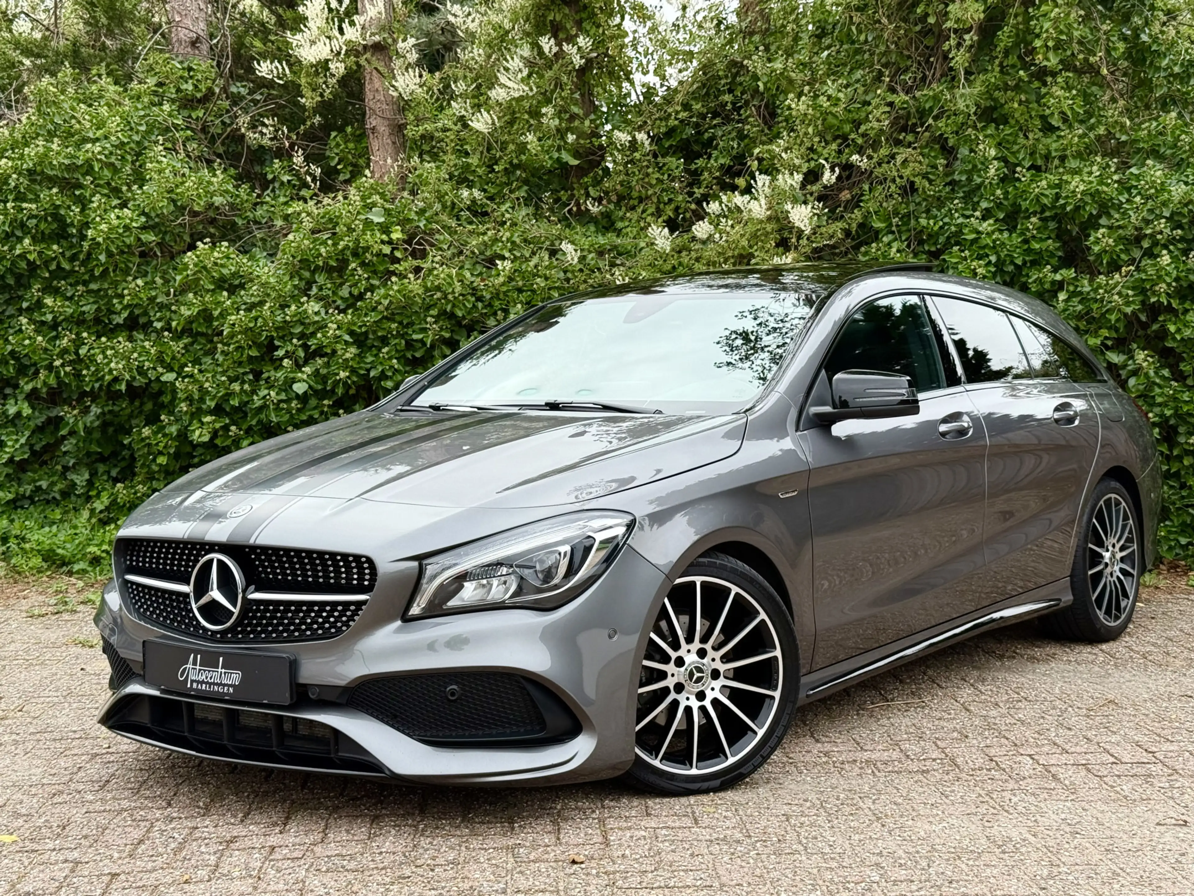Mercedes-Benz CLA 200 Shooting Brake AMG I Edition I Pano I H&K — photo 31
