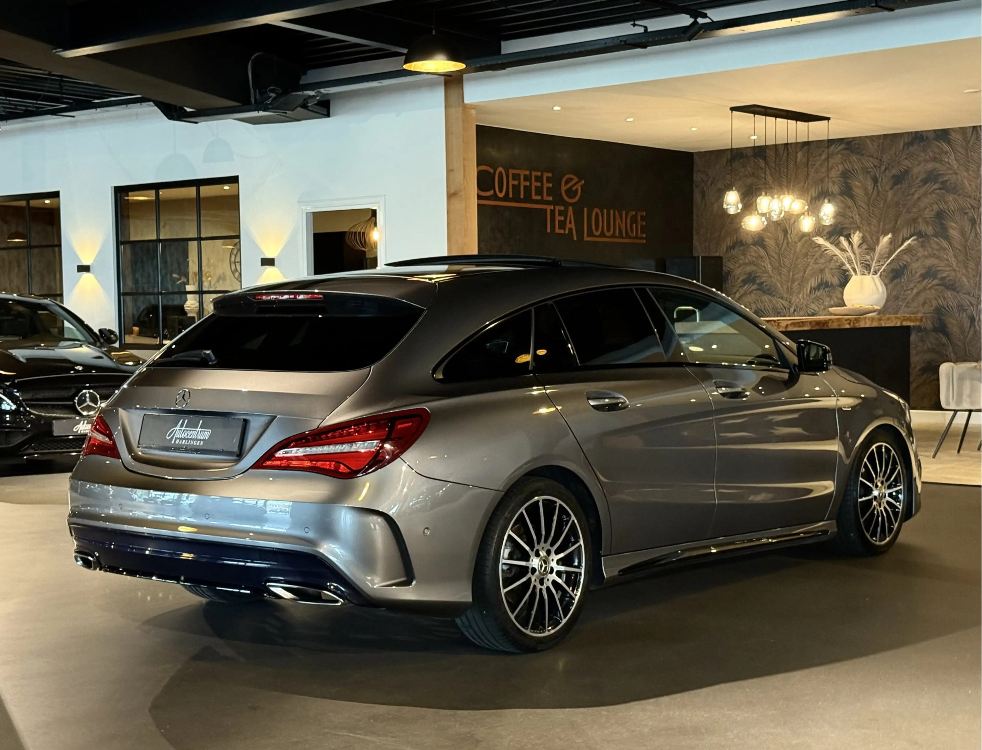 Mercedes-Benz CLA 200 Shooting Brake AMG I Edition I Pano I H&K — photo 38