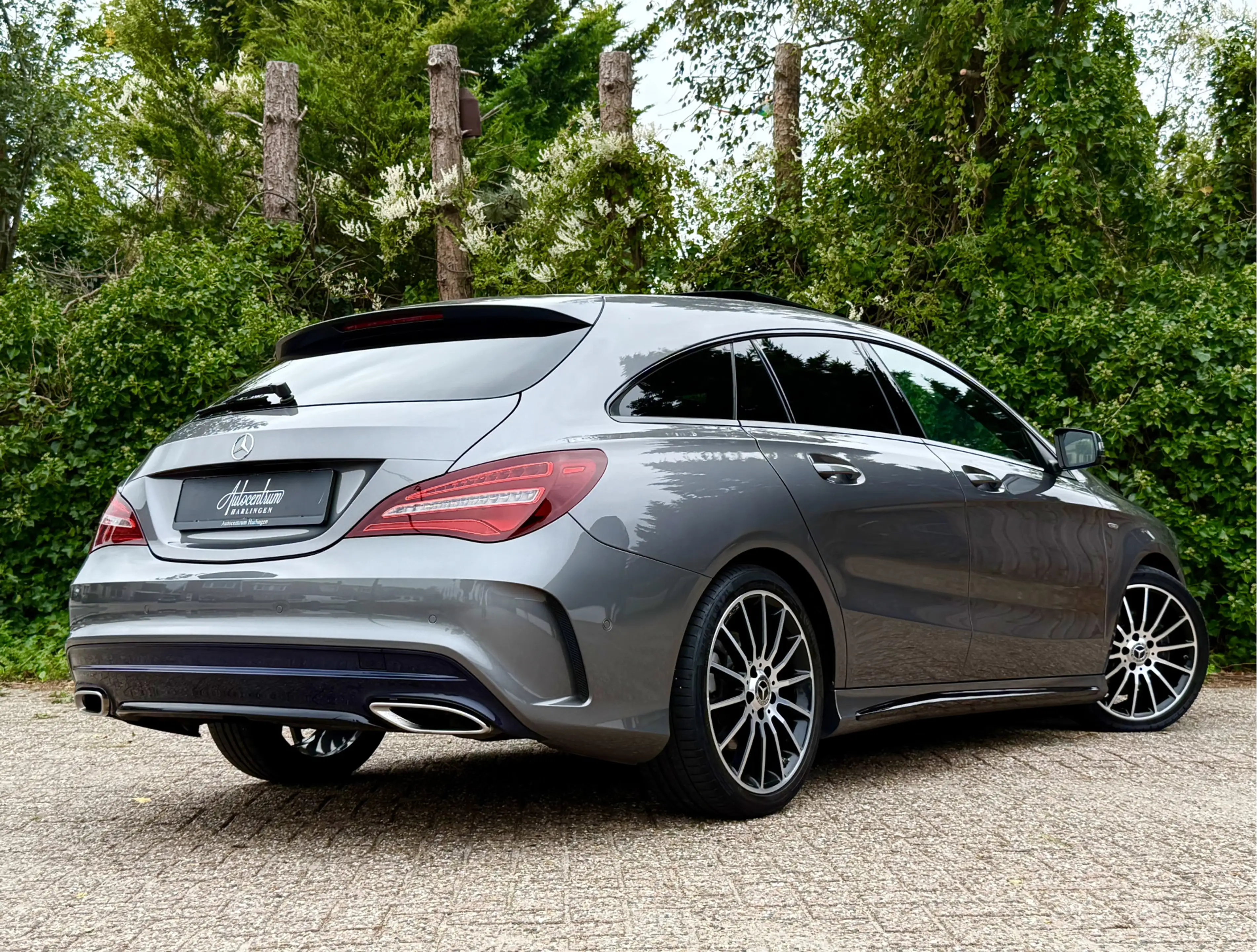 Mercedes-Benz CLA 200 Shooting Brake AMG I Edition I Pano I H&K — photo 32