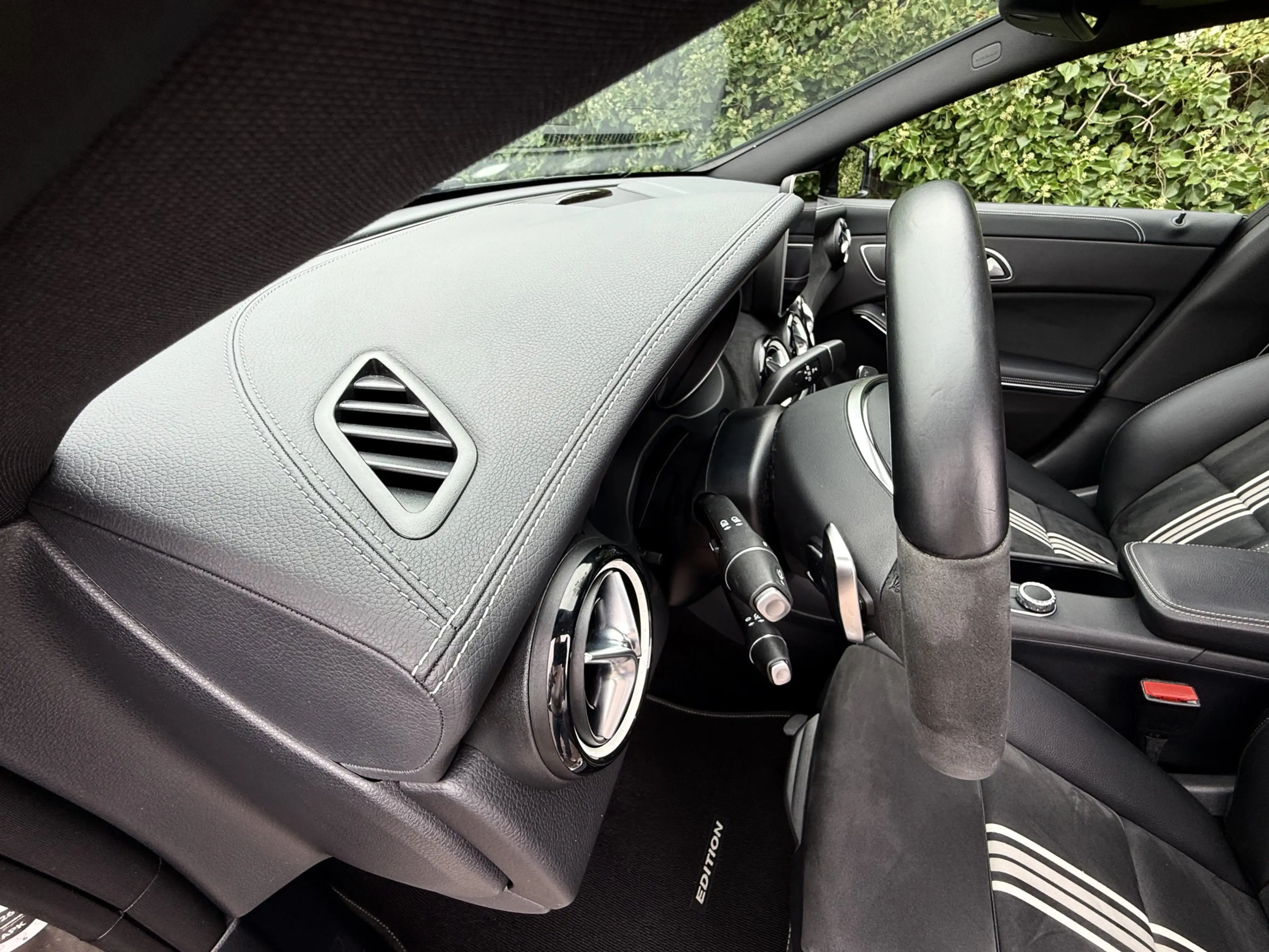 Mercedes-Benz CLA 200 Shooting Brake AMG I Edition I Pano I H&K — photo 10