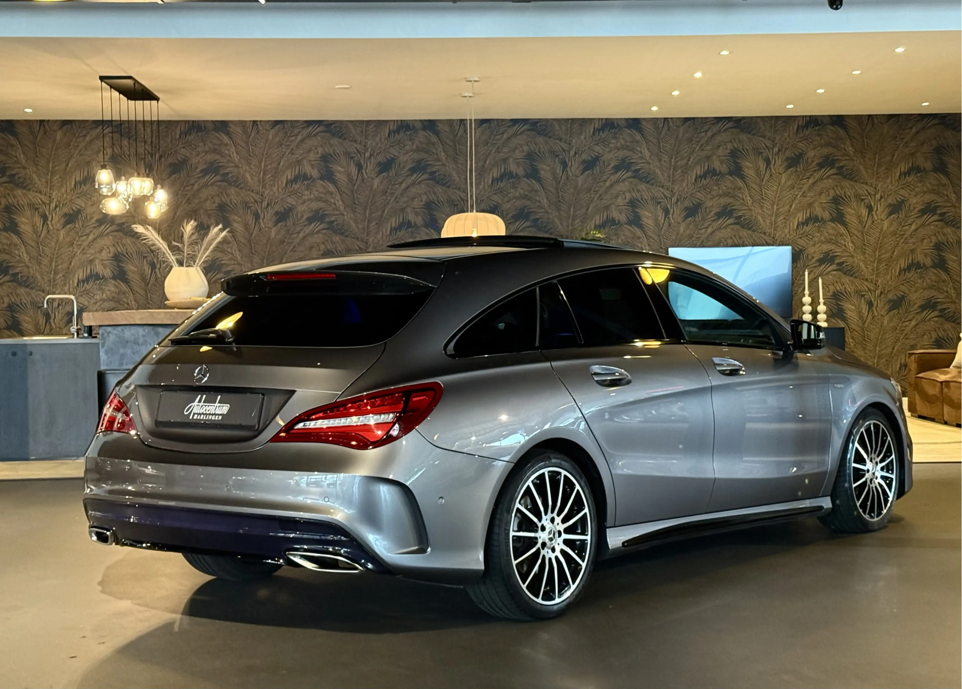 Mercedes-Benz CLA 200 Shooting Brake AMG I Edition I Pano I H&K — photo 5