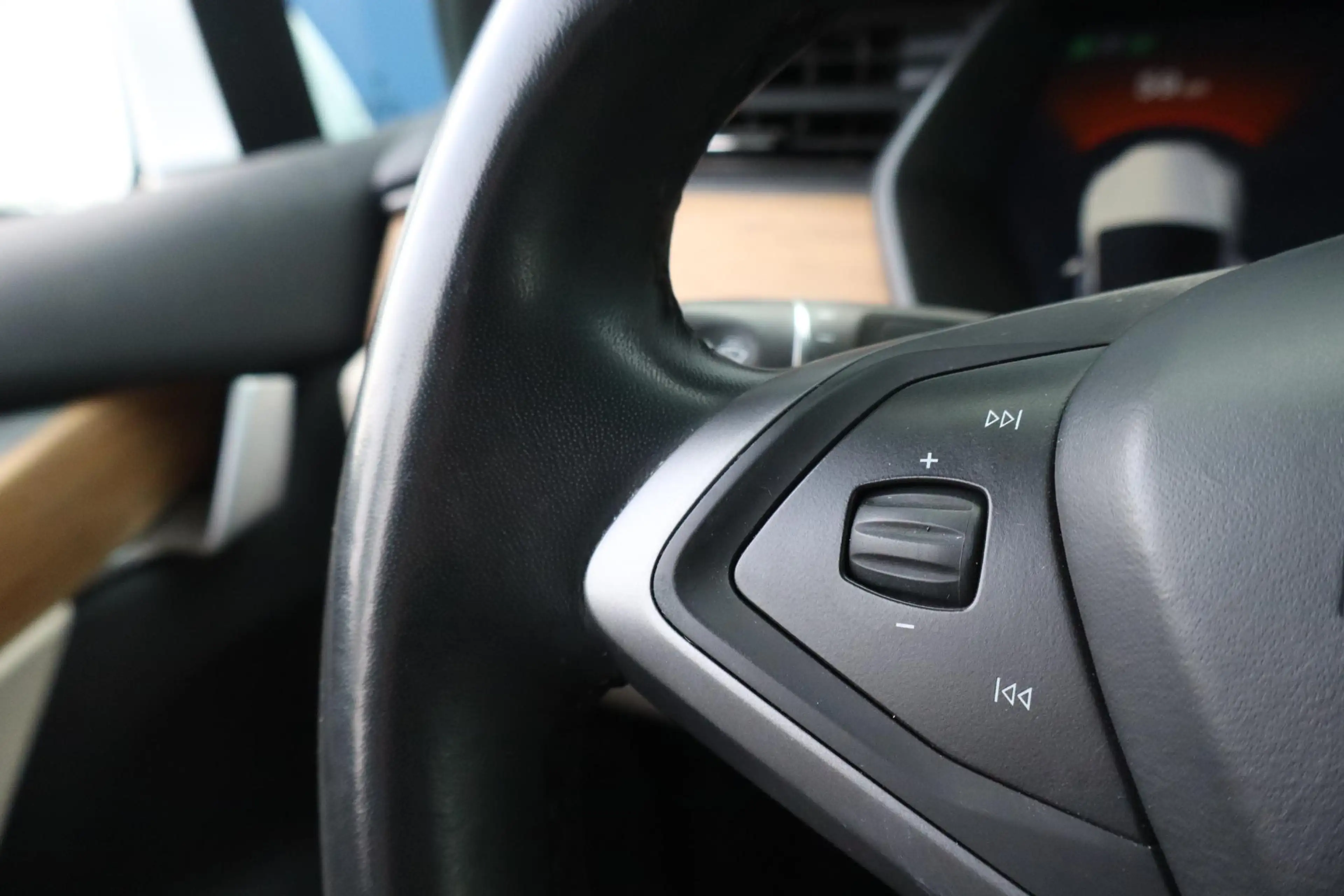 Tesla Model X 100D 6p. | SOH 88,2% | 6 Persoons | Trekhaak | Ful — photo 8