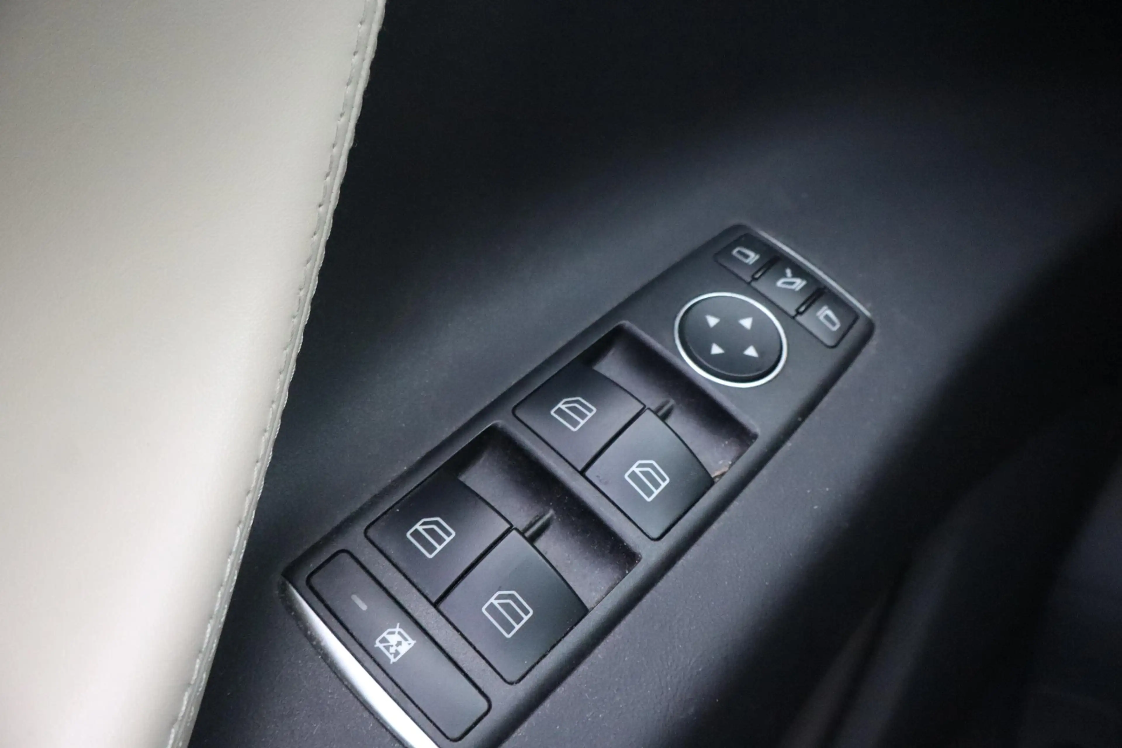 Tesla Model X 100D 6p. | SOH 88,2% | 6 Persoons | Trekhaak | Ful — photo 16