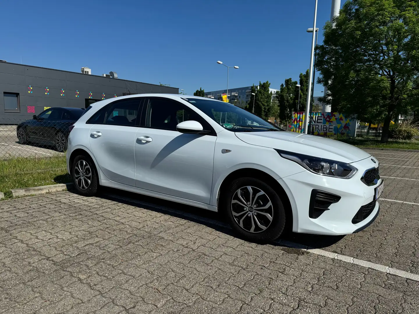 Kia Ceed / cee'd ceed 1,4 MPI GPF Titan Titan Weiß - 1
