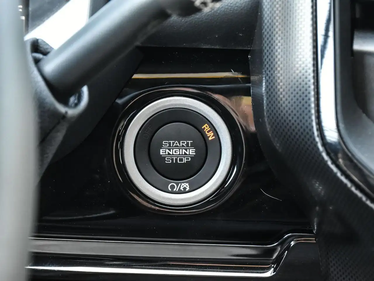 RAM 3500 снимка RAM 3500
