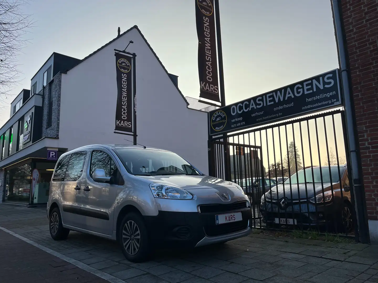 Peugeot Partner Partner Kombi 110 Filou/1E EIG/AC/RESERVEWIEL Argent - 1