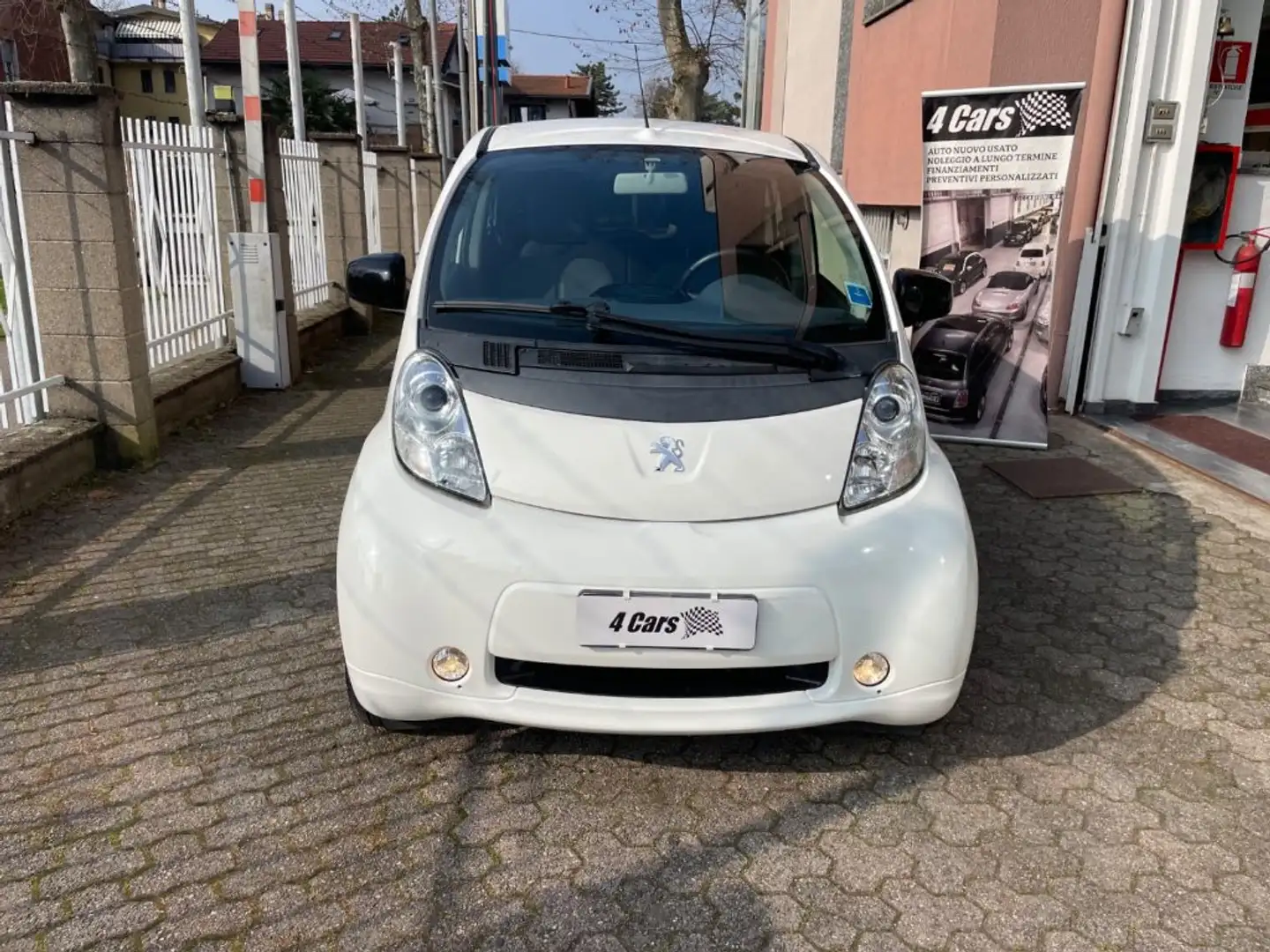Peugeot iOn Active 35kw Weiß - 2