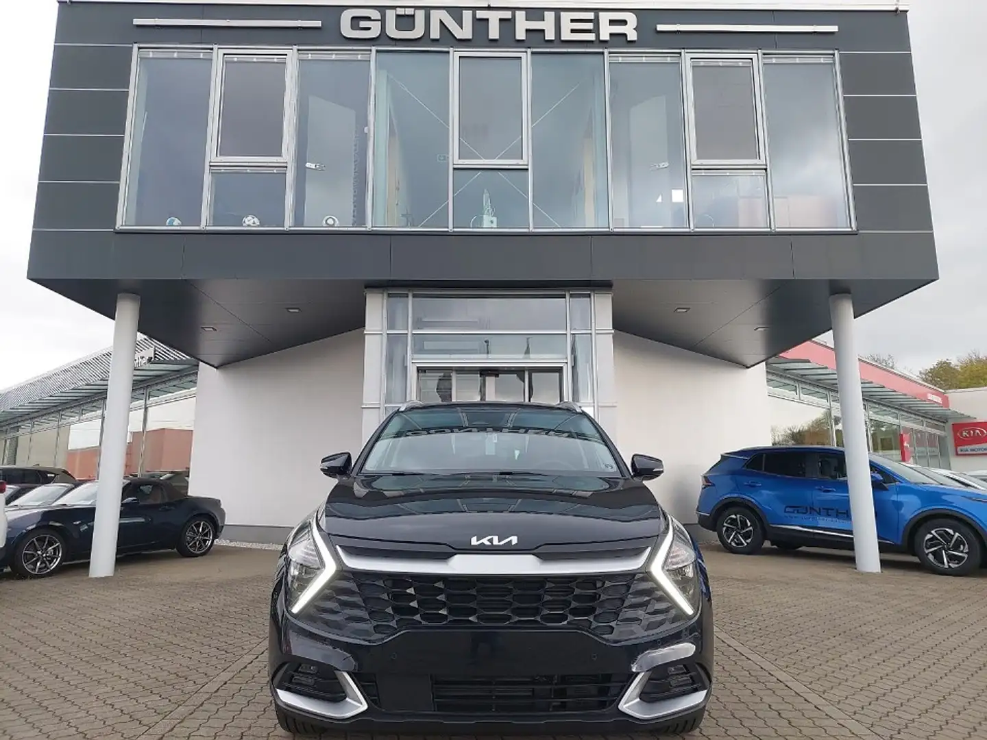 Kia Sportage Vision 1.6T Hybrid Komfort 2WD Negro - 1