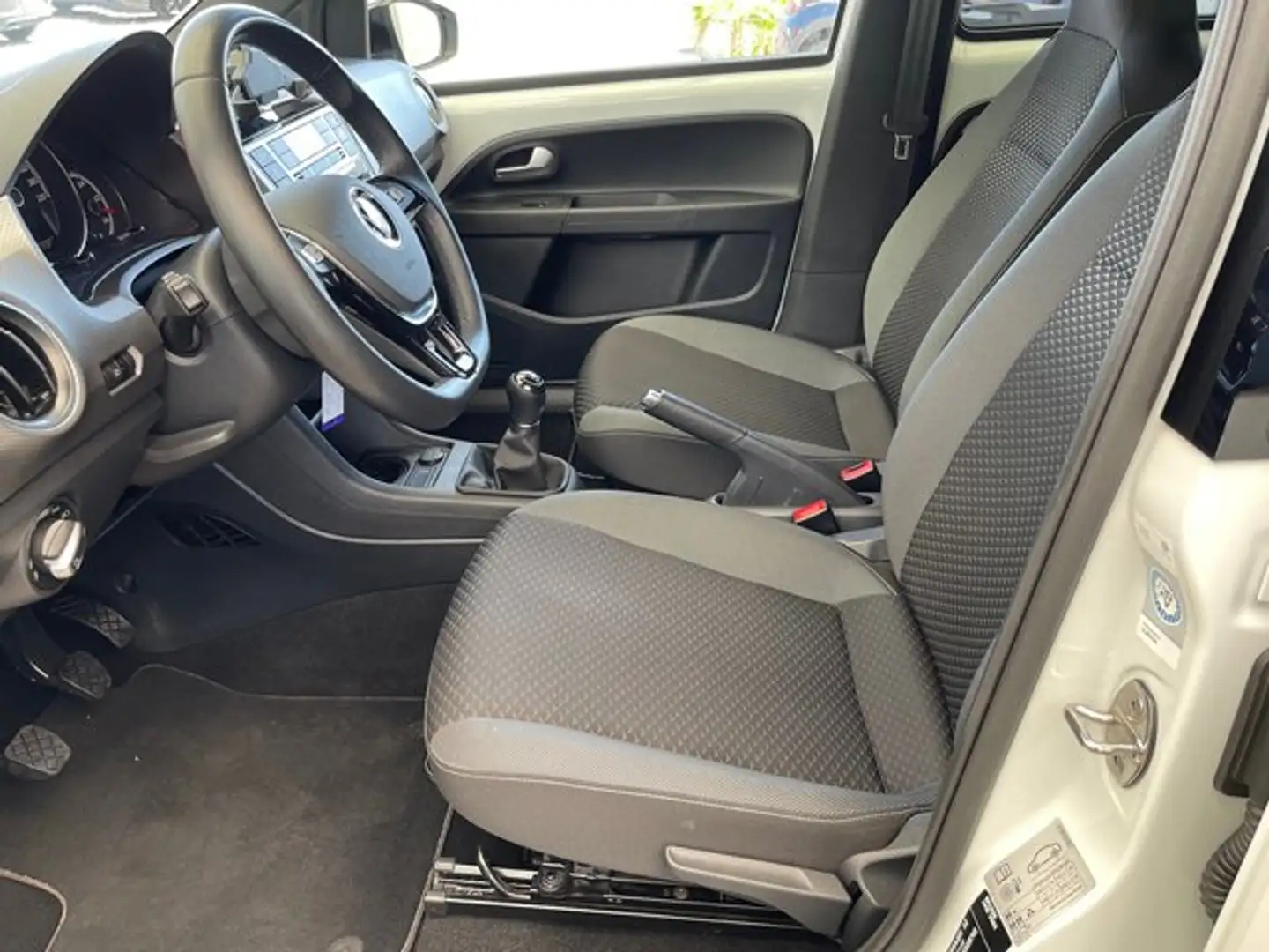 Volkswagen up! Active CLIMATRONIC, Sitzheizung Blanc - 2