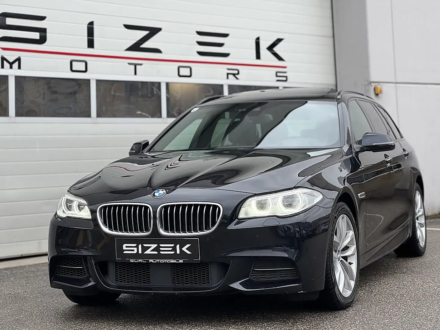 BMW 535 d xDrive Touring Aut.|M-PAKET|LCI|DiGI-TACHO|PANO Schwarz - 1