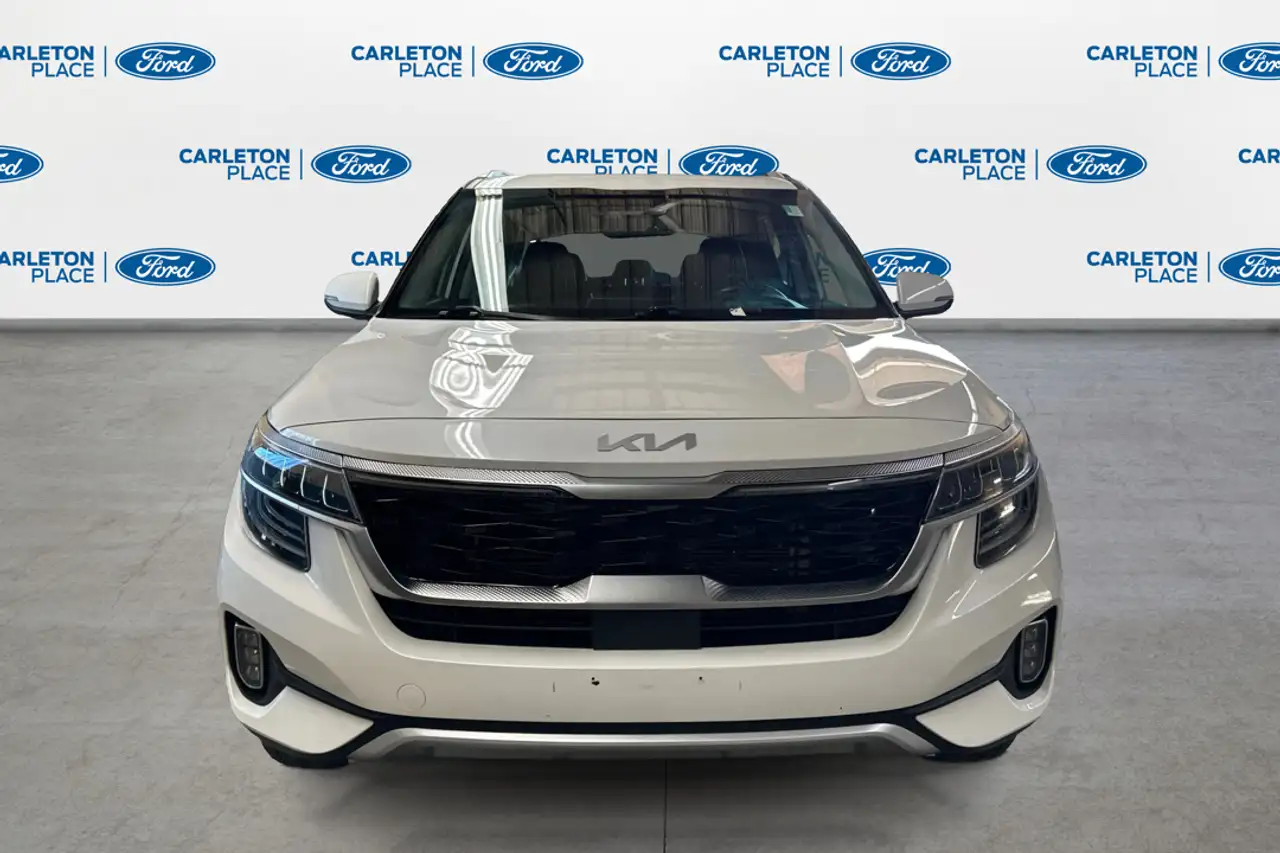 Kia Seltos photo Kia Seltos