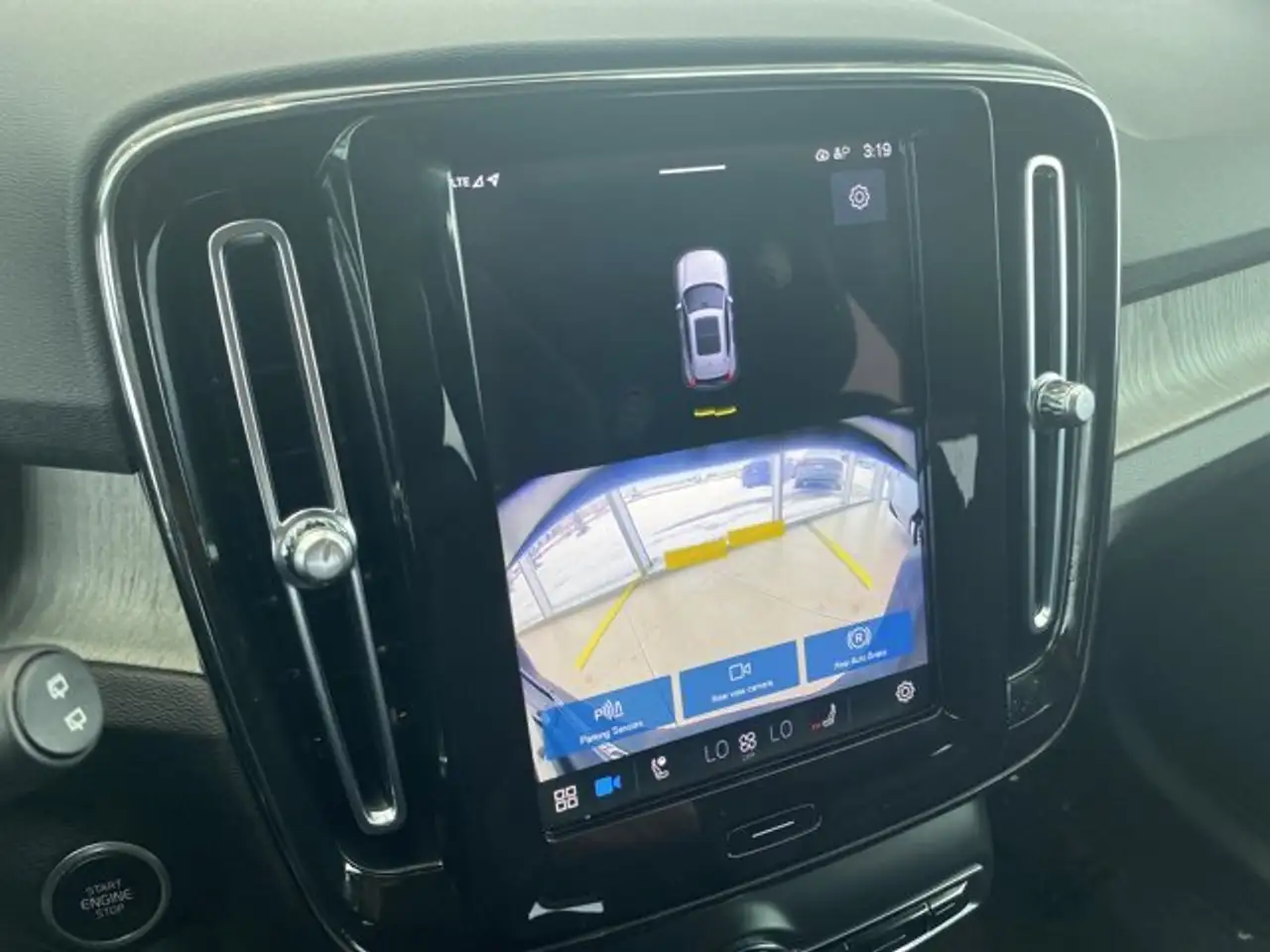 Volvo XC40 снимка Volvo XC40