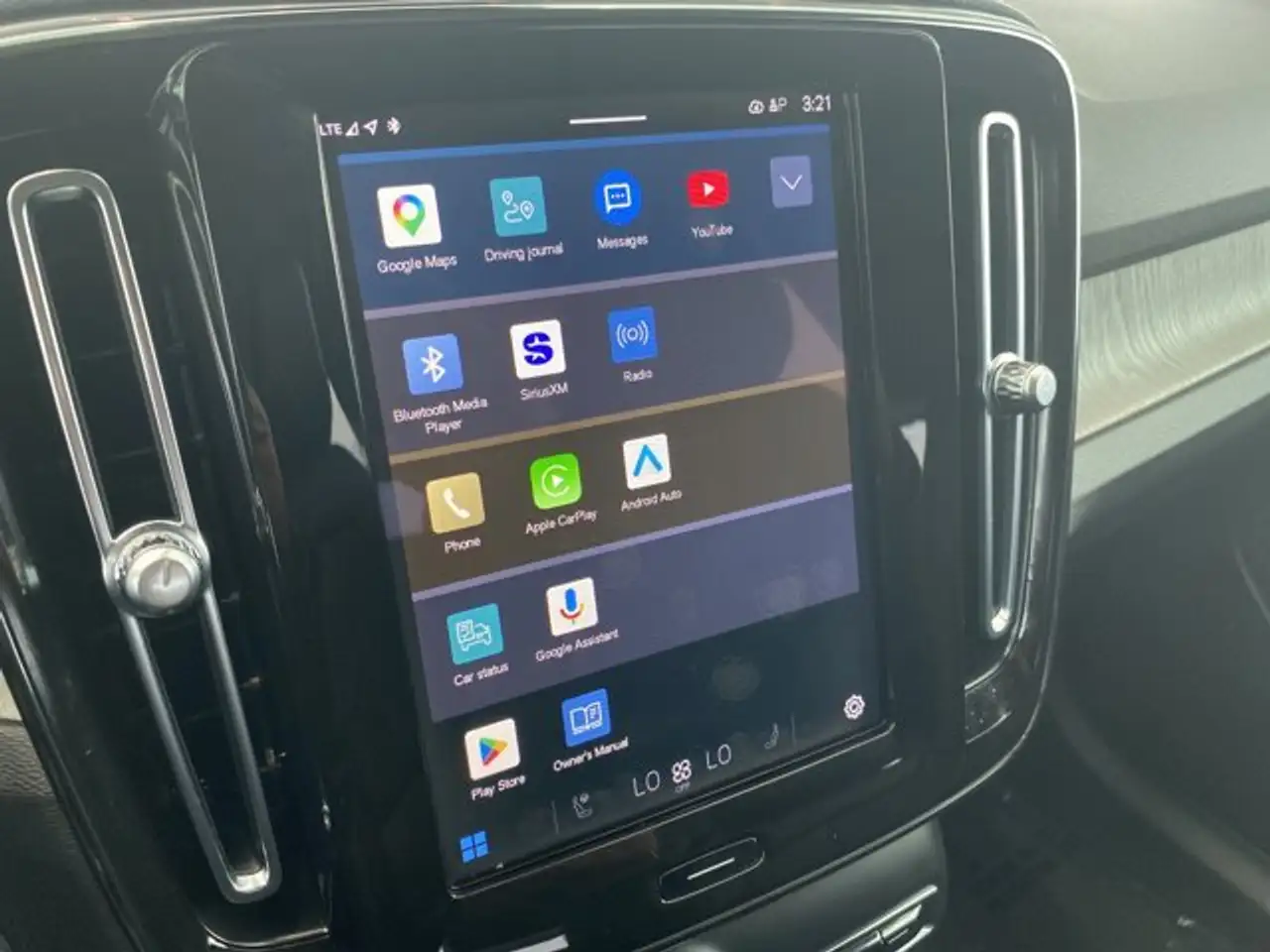 Volvo XC40 снимка Volvo XC40