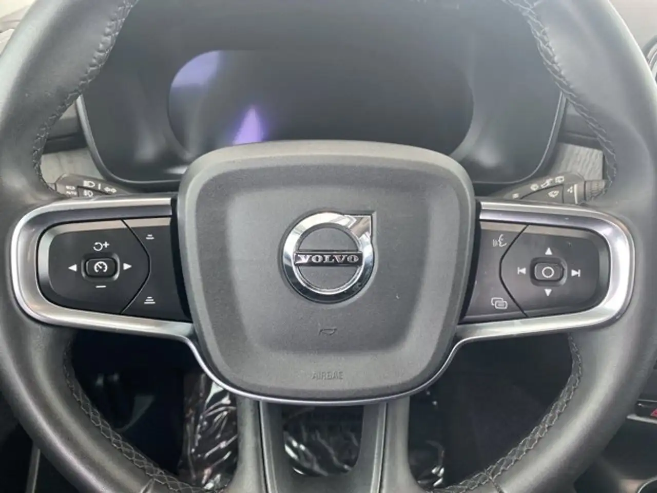 Volvo XC40 снимка Volvo XC40