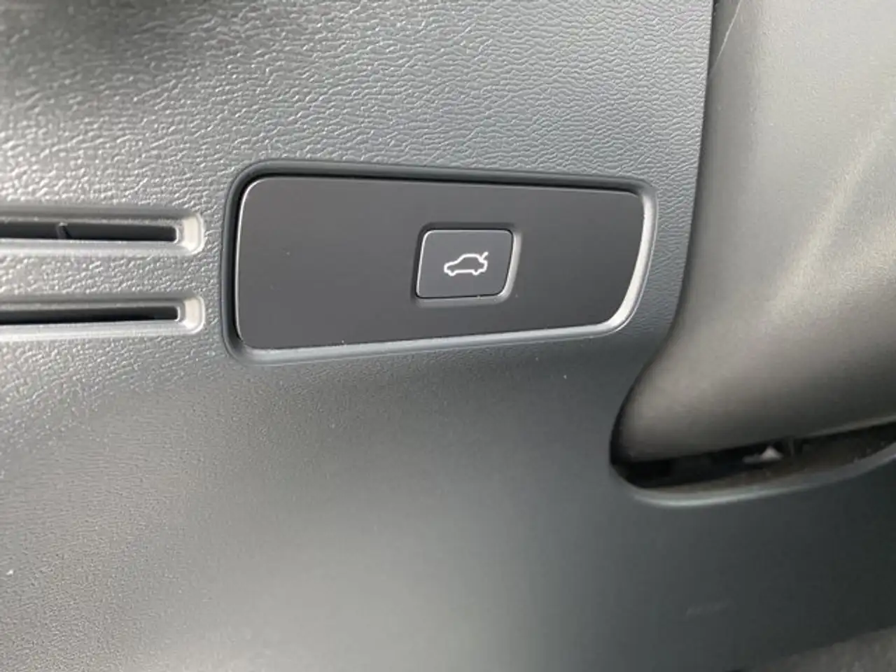 Volvo XC40 снимка Volvo XC40