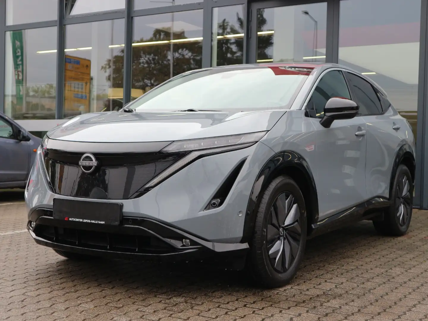 Nissan Ariya (87kWh|22kW-OBC) Evolve Pack Panorama Grau - 2