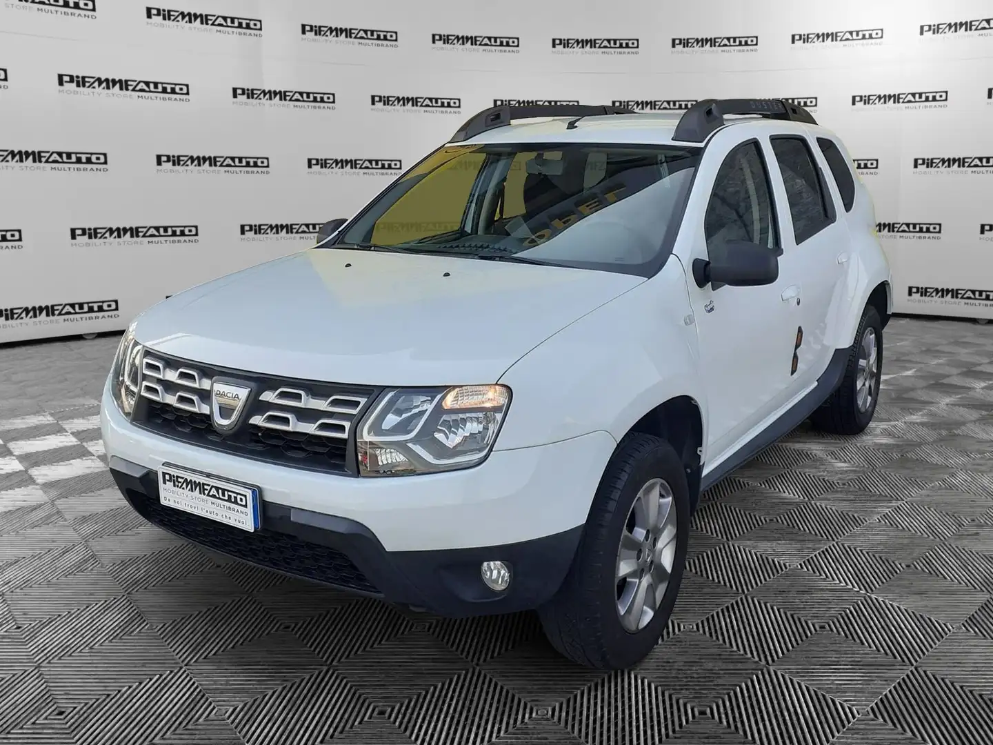 Dacia Duster 1.6 110CV 4x2 GPL Lauréate Blanc - 2