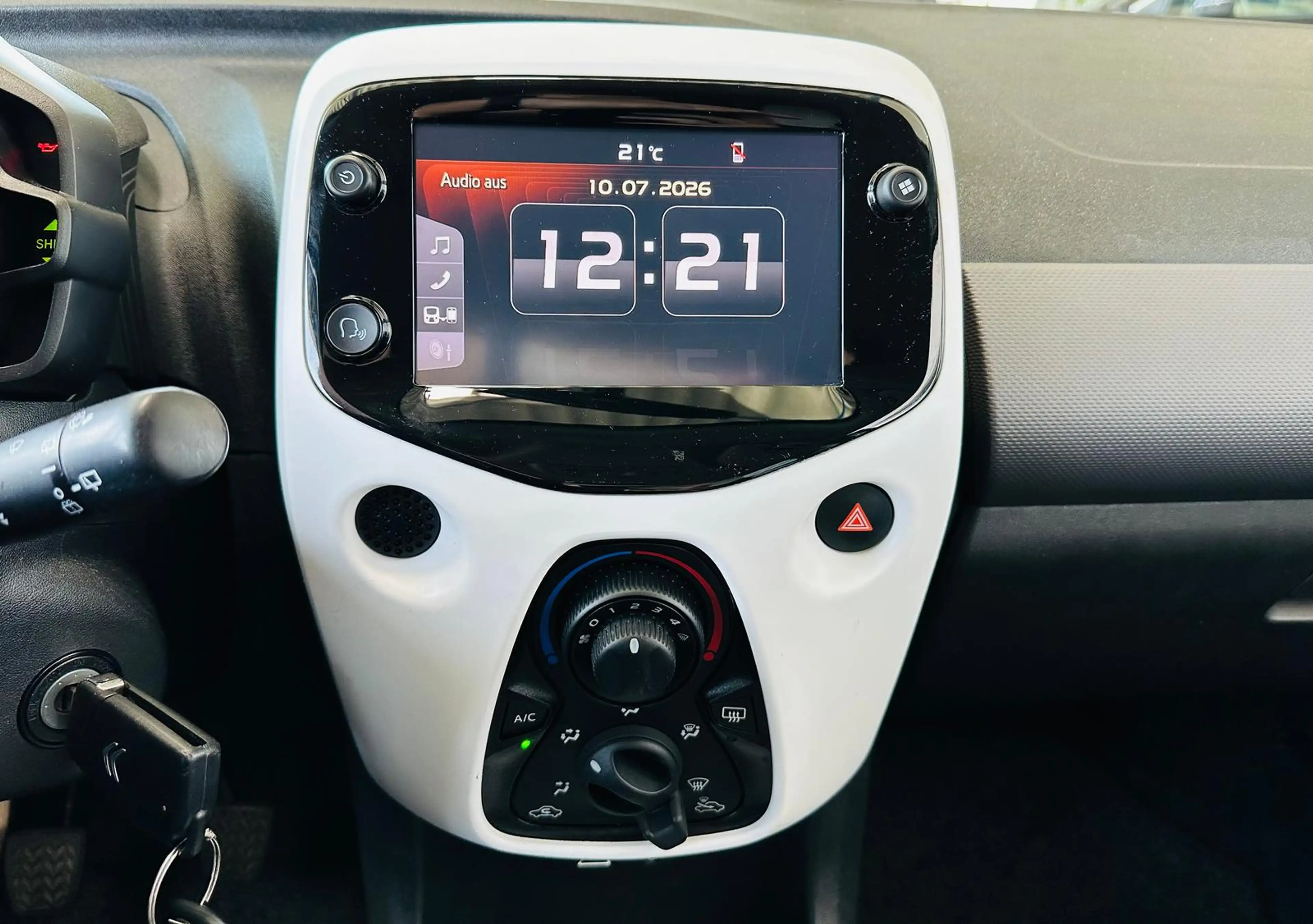 Citroen C1 1.0 VTi Millenium Klima CarPlay Tempomat — photo 8