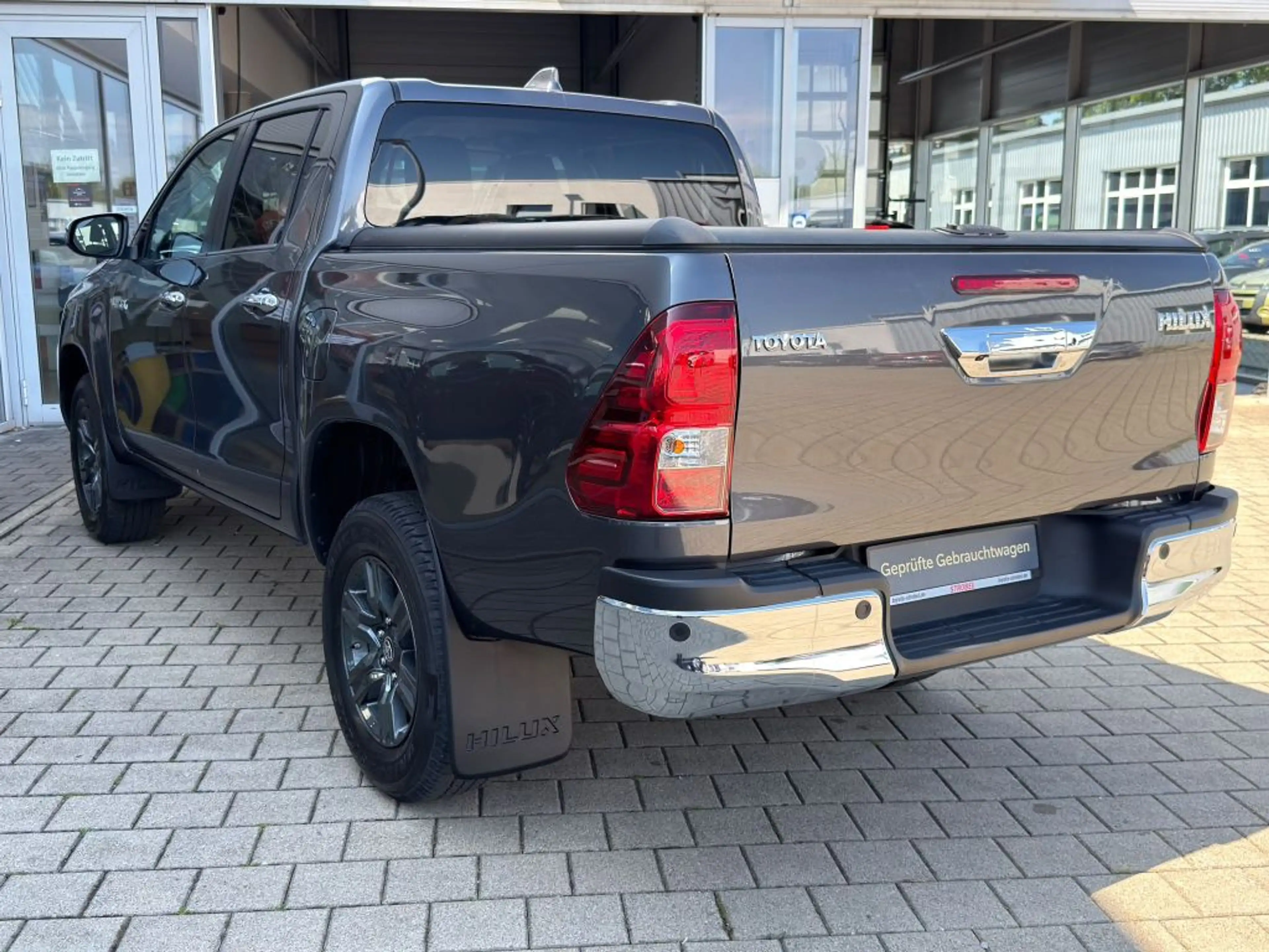 Toyota Hilux 4x4 Double Cab Autm. Comfort — photo 3