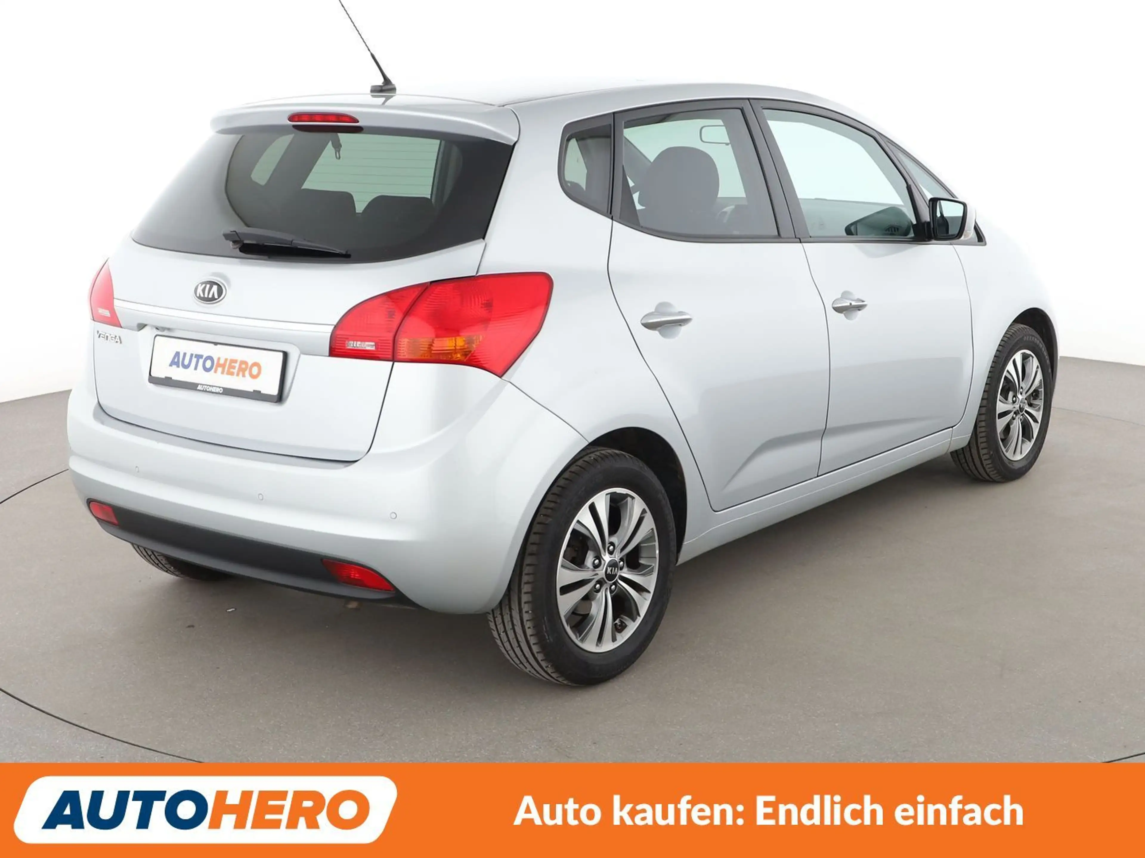 Kia Venga 1.6 Dream Team Aut.*NAV*CAM*PDC*SHZ*ALU*KLIMA* — photo 6