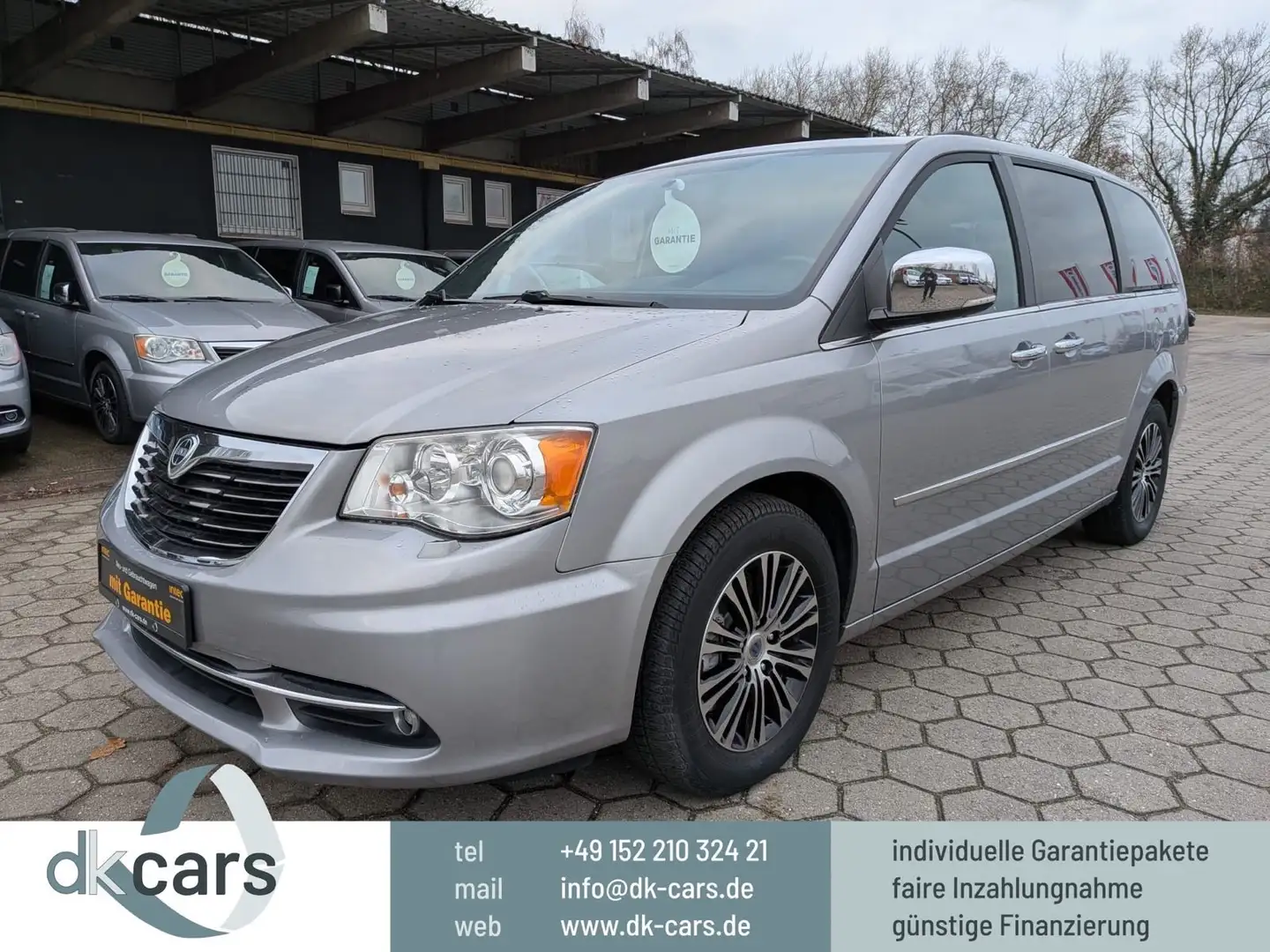 Lancia Voyager S 2.8 CRD DVD 7-Sitze TÜV Neu+Garantie Silber - 1