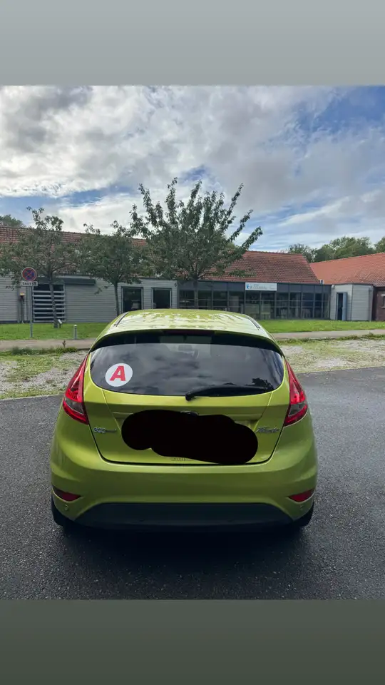 Ford Fiesta 5 portes — photo 4