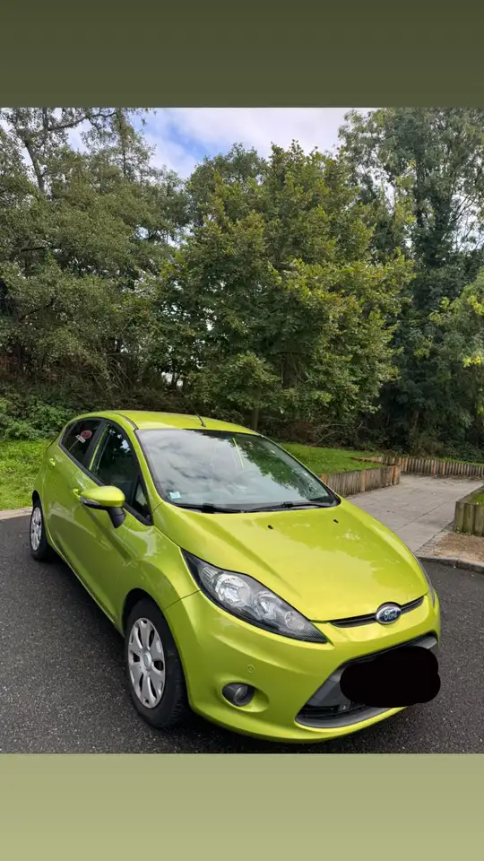 Ford Fiesta 5 portes — photo 2