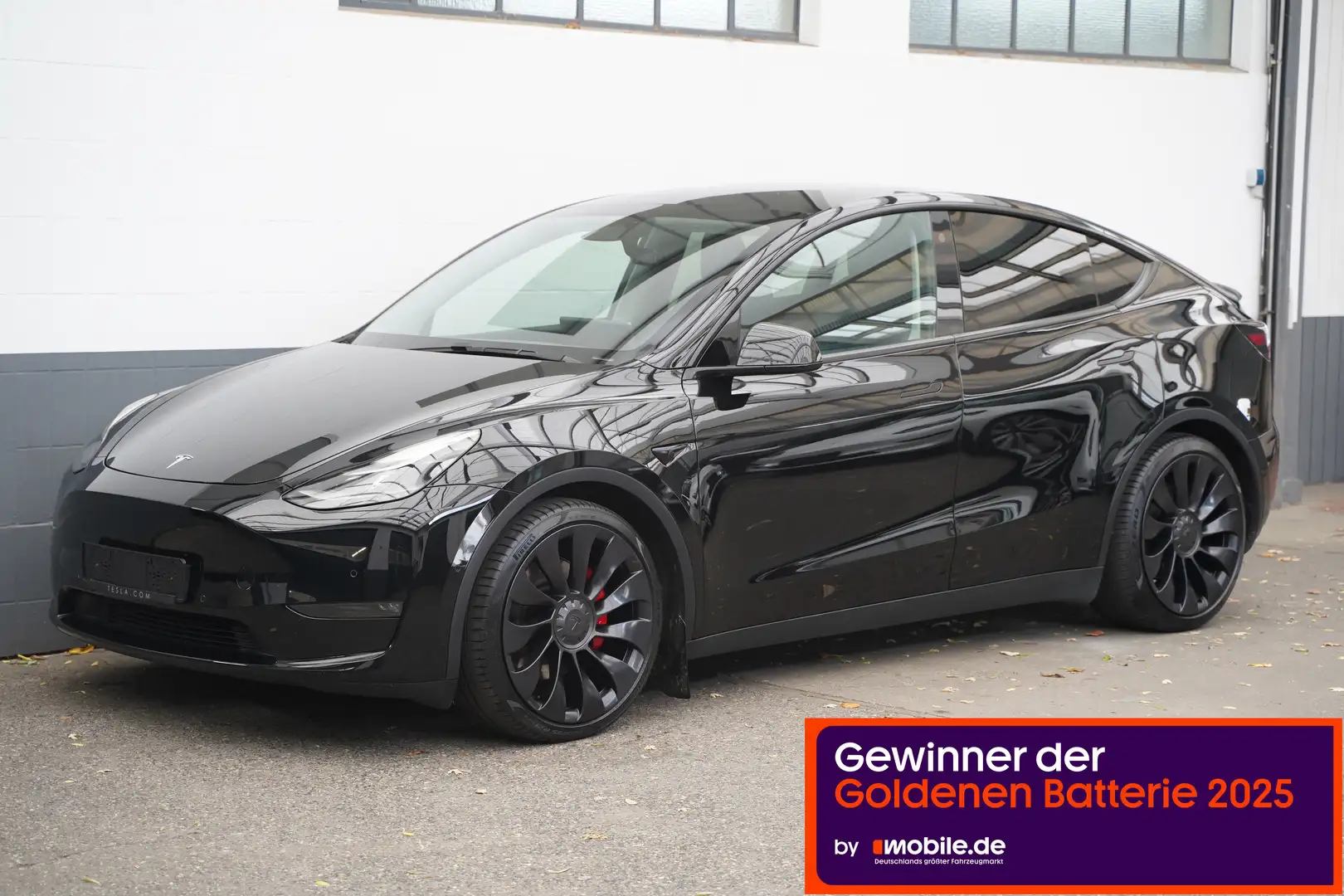 Tesla Model Y Performance *Matrix-LED* Noir - 1