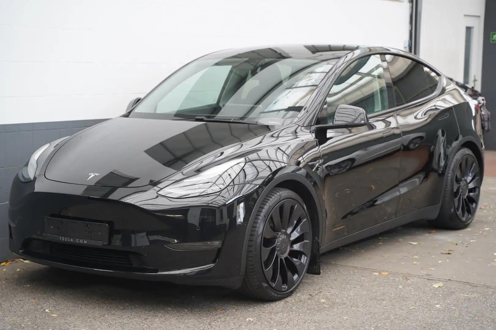 Tesla Model Y Performance *Matrix-LED* Noir - 2