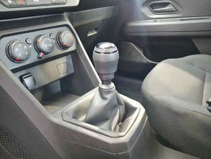 Dacia Sandero 2022, foto 8
