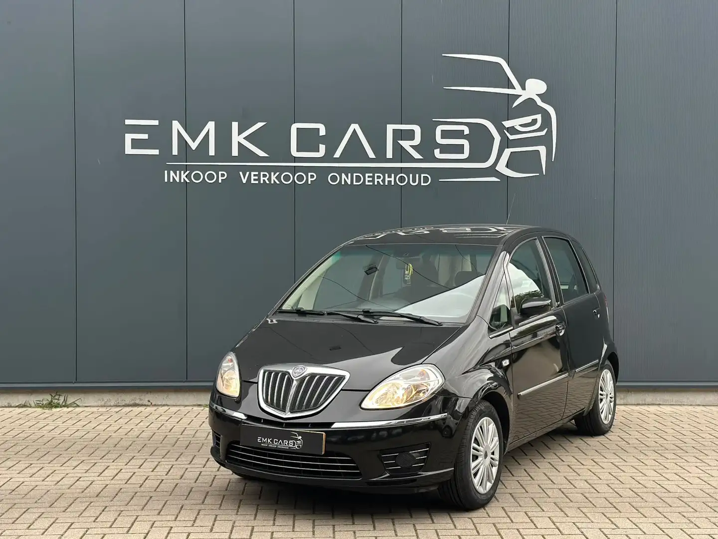 Lancia MUSA 1.4 Oro Schwarz - 1