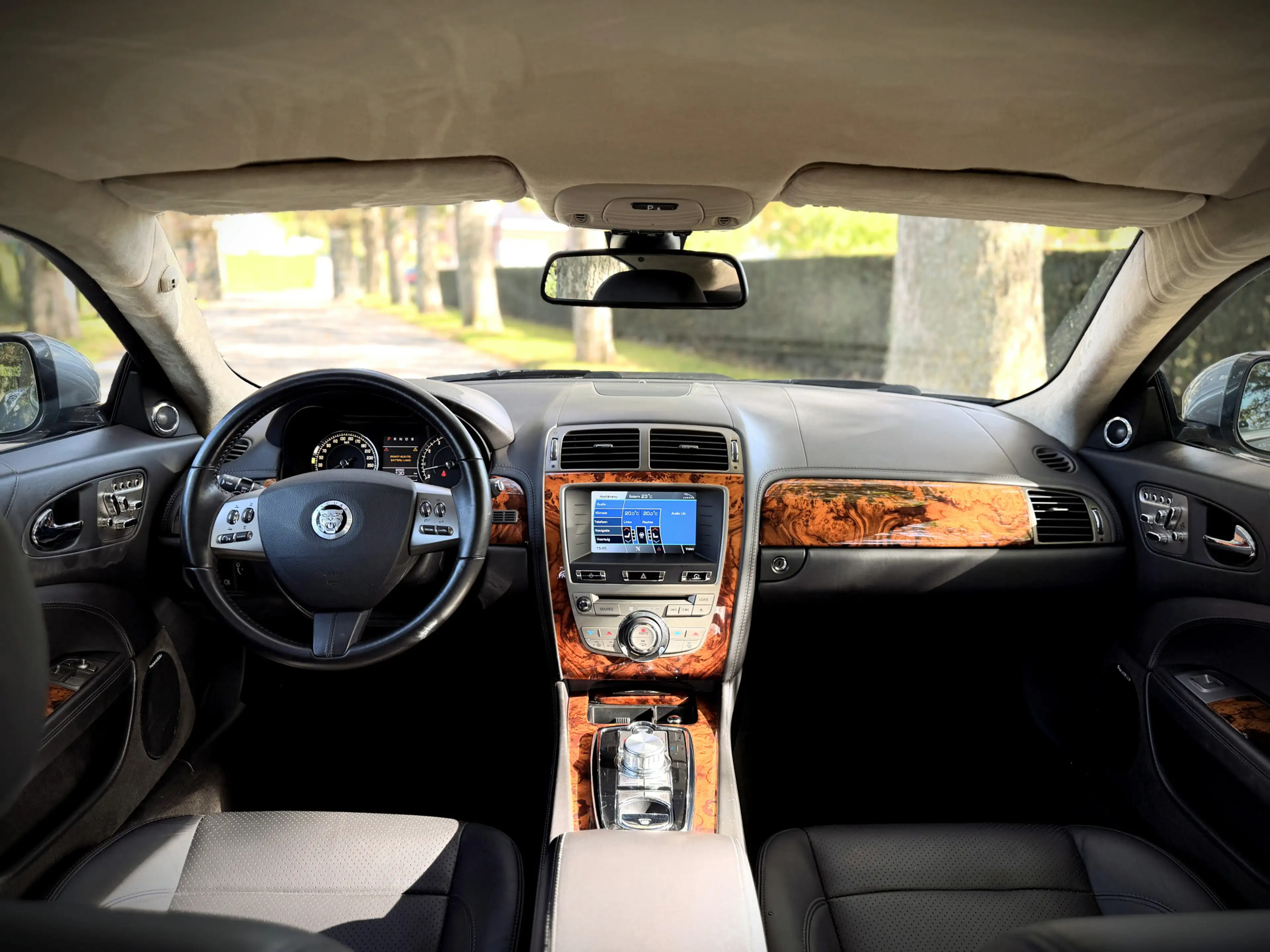 Jaguar XK 5.0 V8 Coupé Portfolio / YOUNGTIMER / 71.000KM / — photo 12