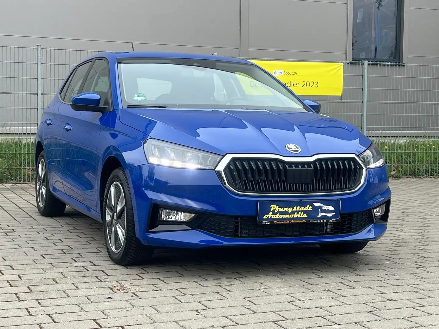Skoda Fabia Style/81Kw/1868Km/1Hand/AHK/COC/6-Gang/ Euro 6d/ Blauw - 1