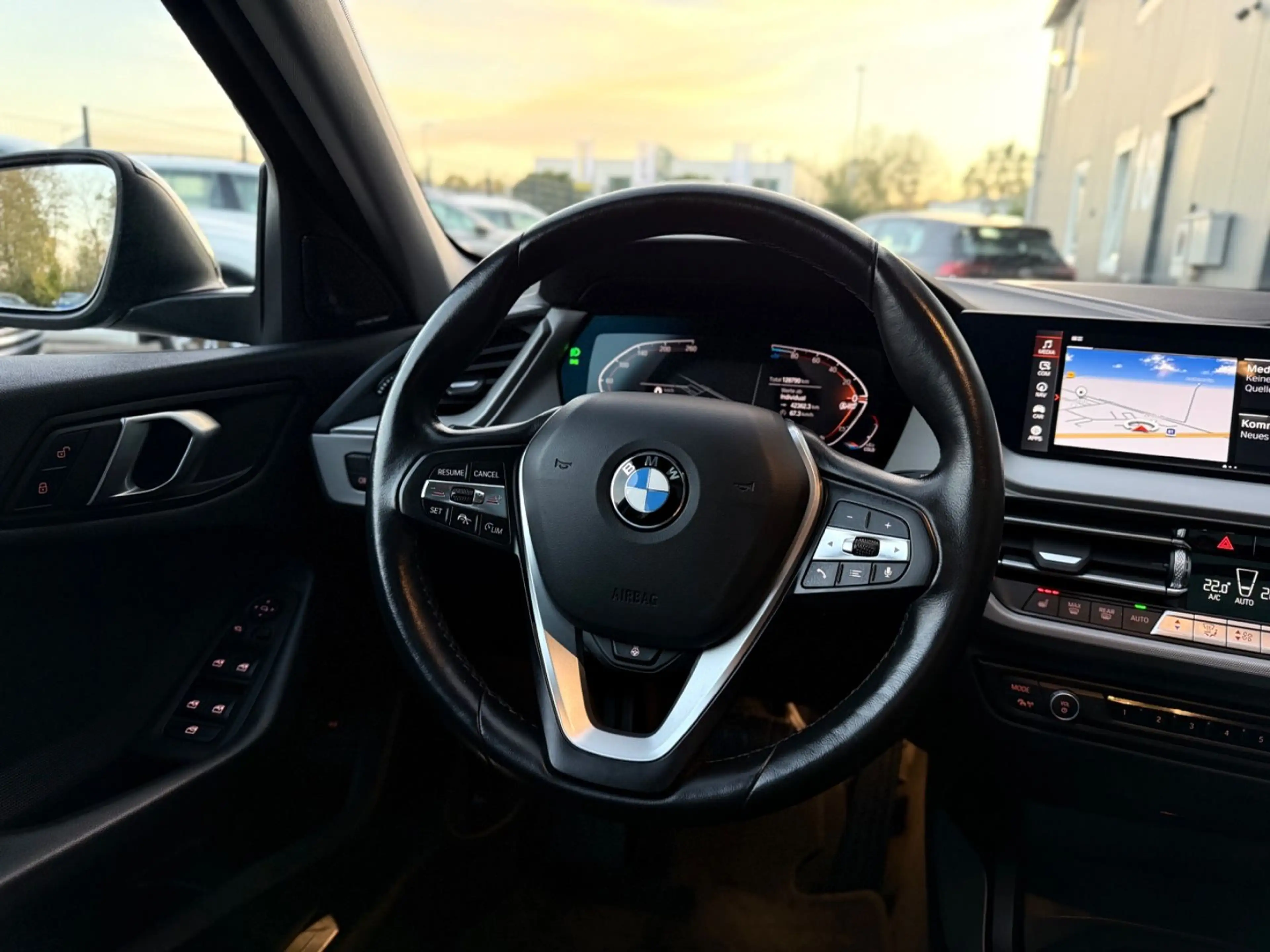 BMW 120 d xDrive Advantage*LED*Volldigital*Hi-Fi*Pano — photo 10