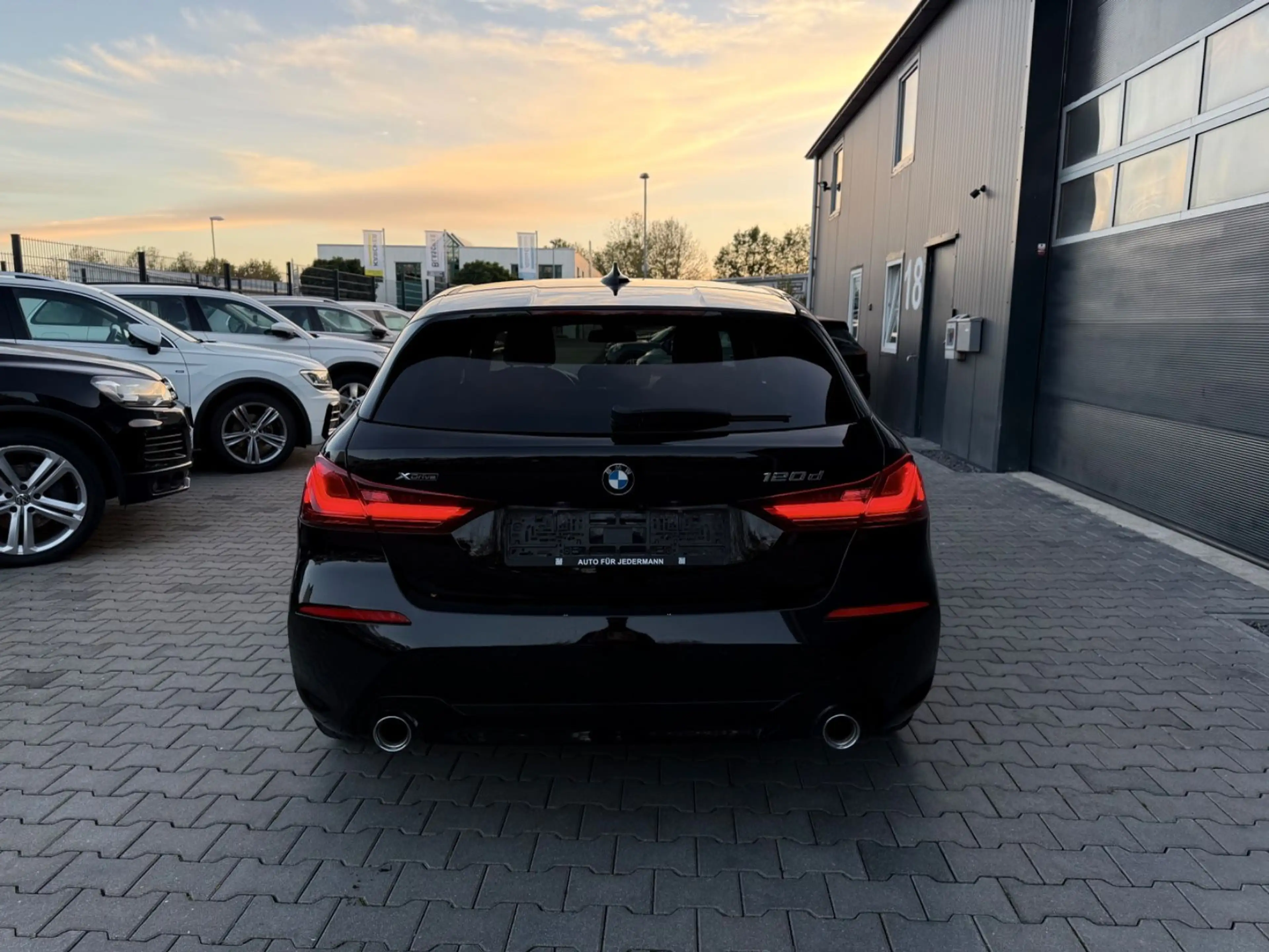 BMW 120 d xDrive Advantage*LED*Volldigital*Hi-Fi*Pano — photo 8