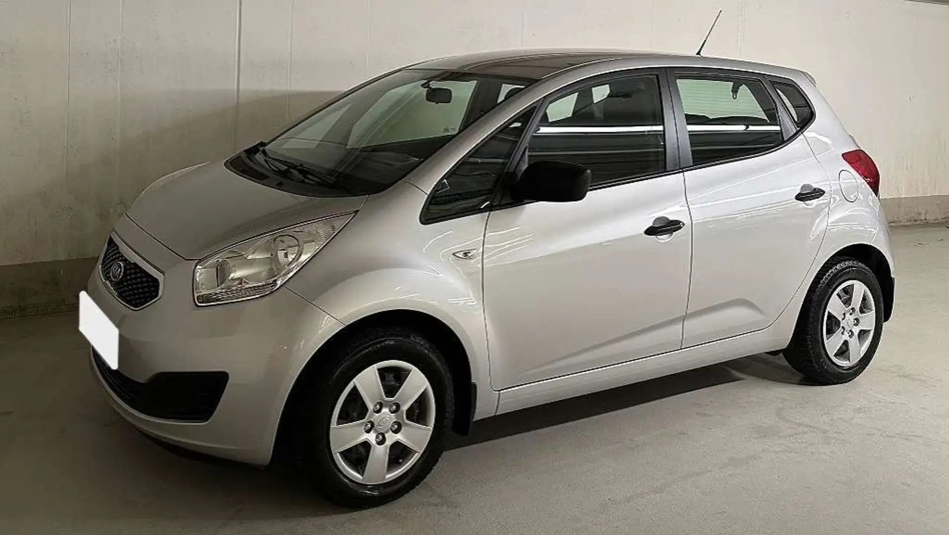 Kia Venga 1.4 CVVT EX Easy Grau - 1