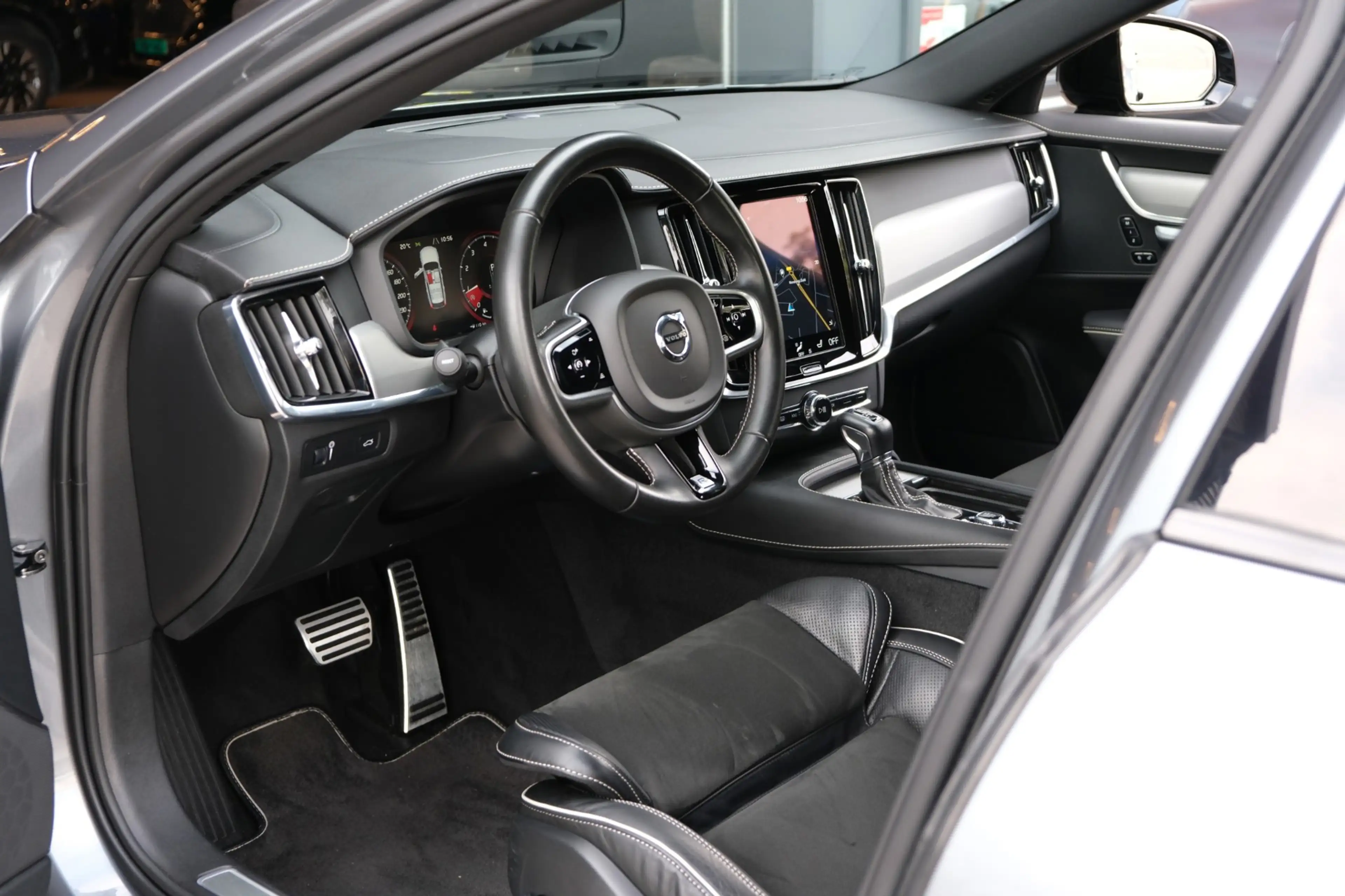 Volvo V90 2.0 T5 R-Design *59dkm* |Wegklapbare Trekhaak| Nie — photo 2
