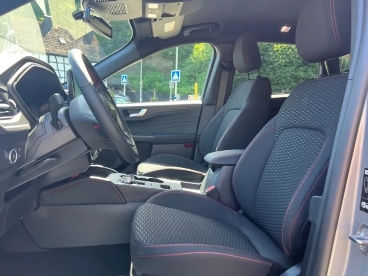 Ford Kuga Hybrid ST-Line FHEV Notbremsass. Beheizb. Frontsch 14