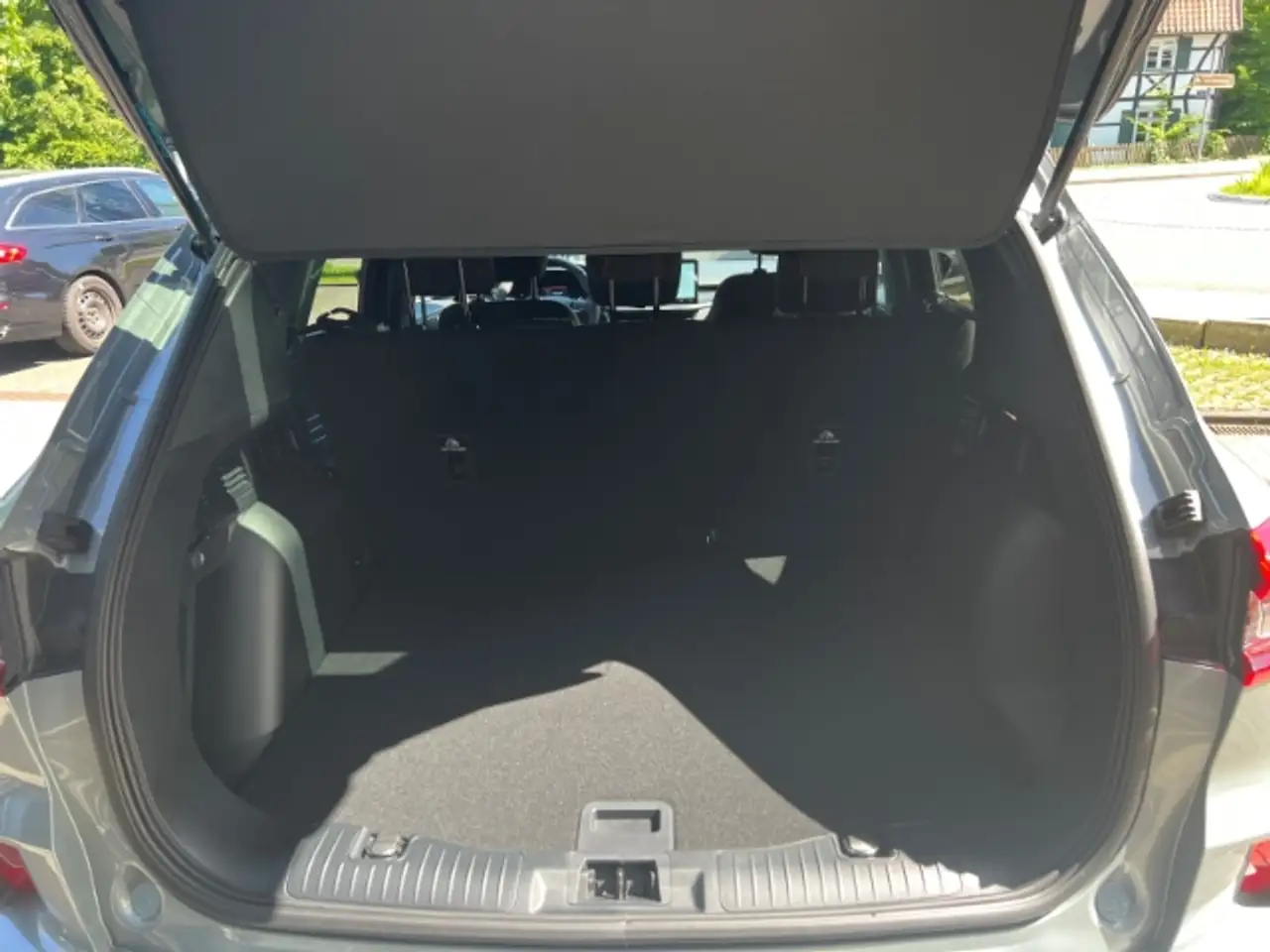 Ford Kuga Hybrid ST-Line FHEV Notbremsass. Beheizb. Frontsch 10