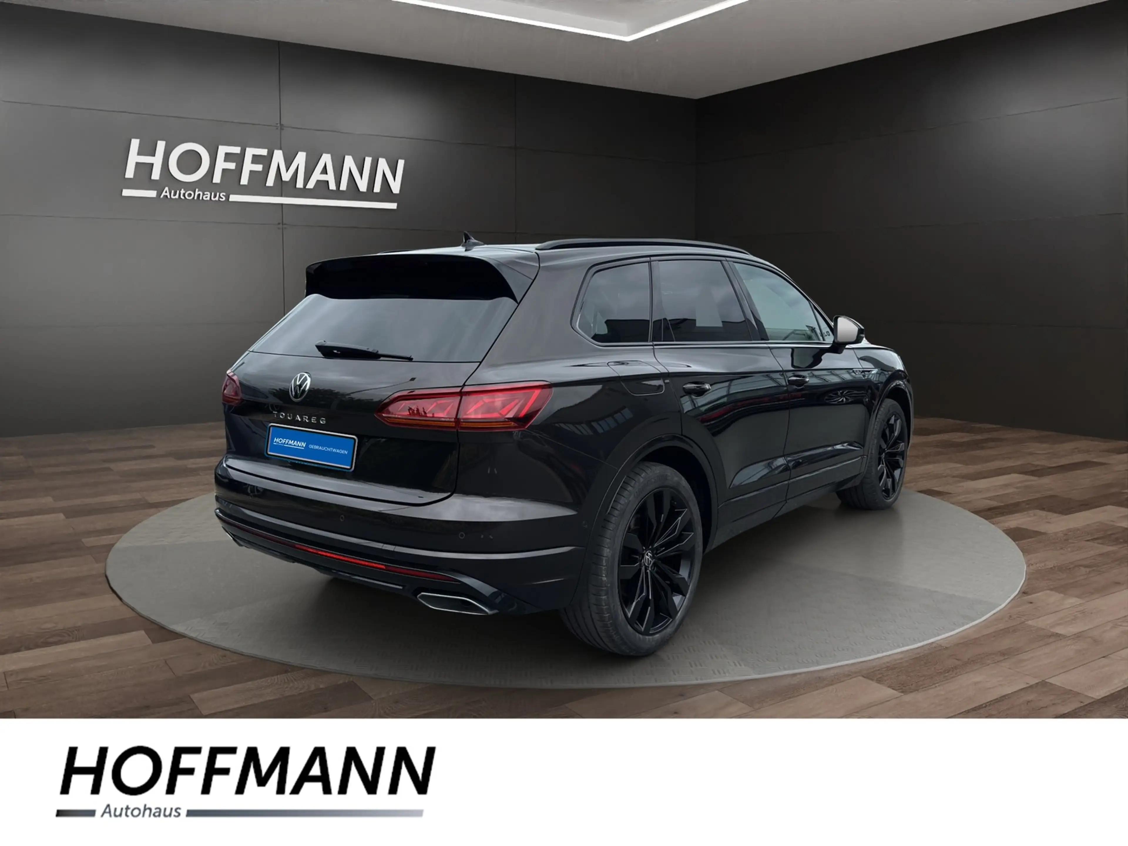 Volkswagen Touareg 3.0TDI V6 4Motion Atmosphere AHK+NAVI — photo 3