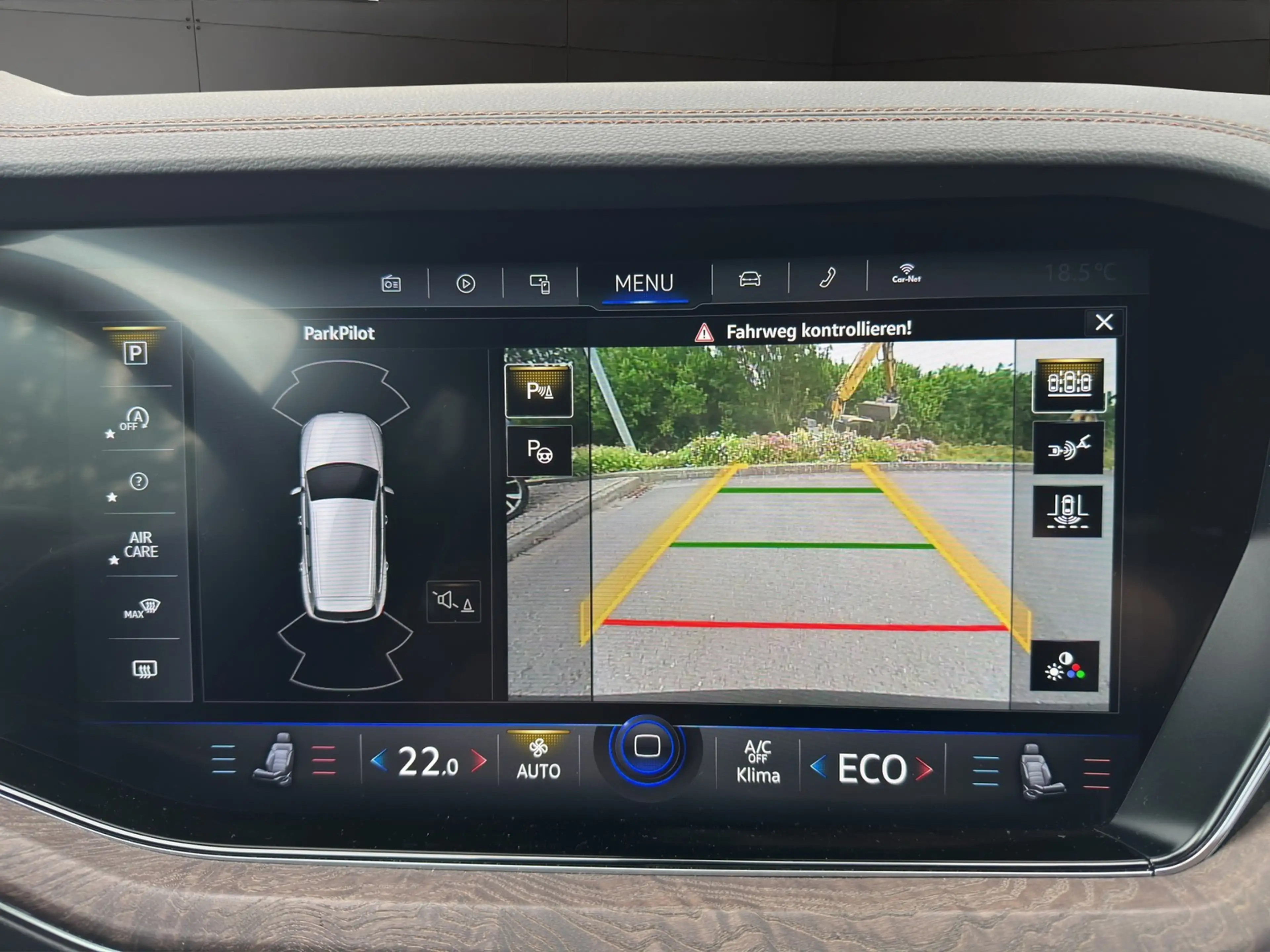 Volkswagen Touareg 3.0TDI V6 4Motion Atmosphere AHK+NAVI — photo 12