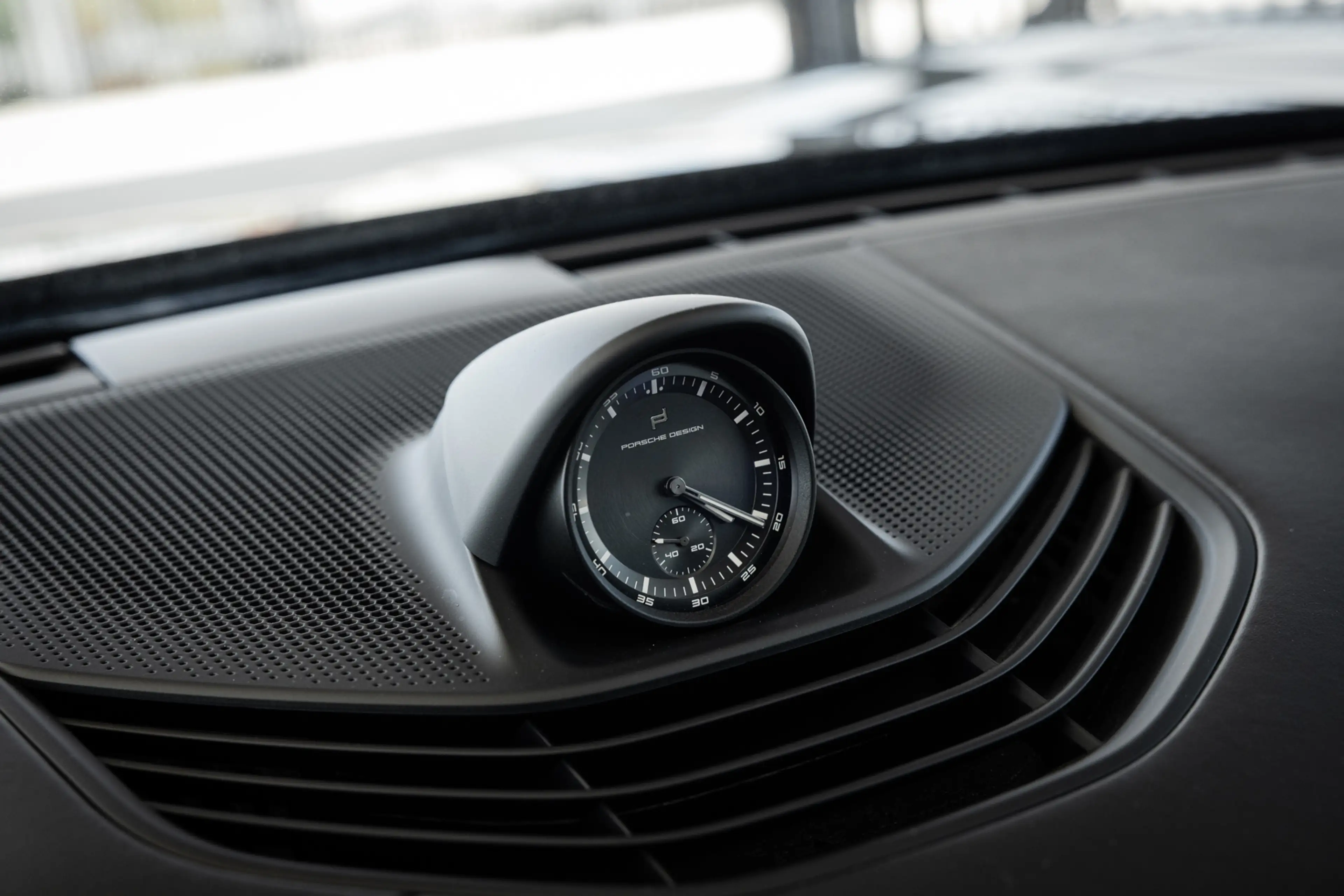 Porsche Taycan Cross Turismo Turbo 93 kWh (680pk) Vierwielsturing — photo 8