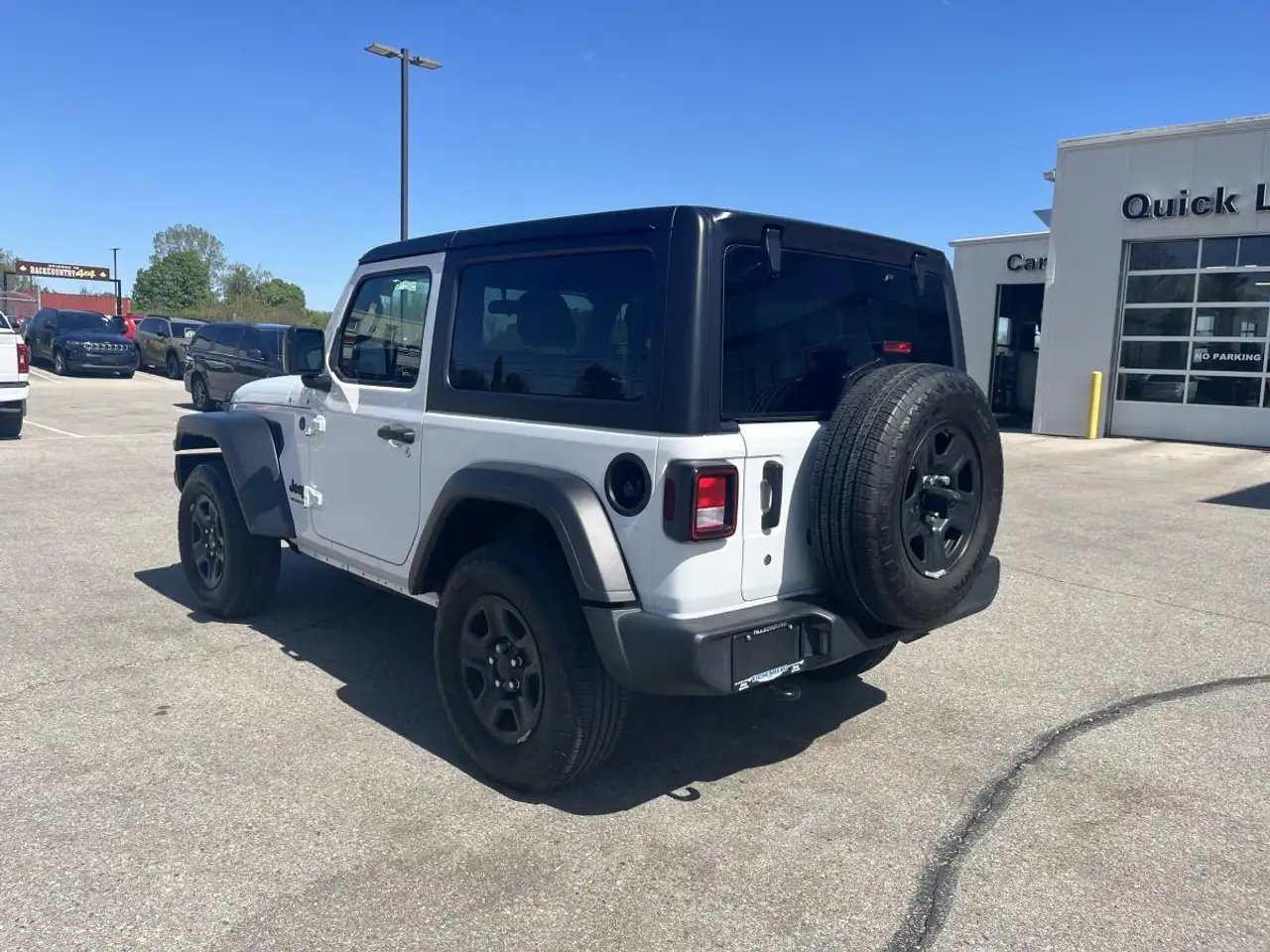 Jeep Wrangler снимка Jeep Wrangler