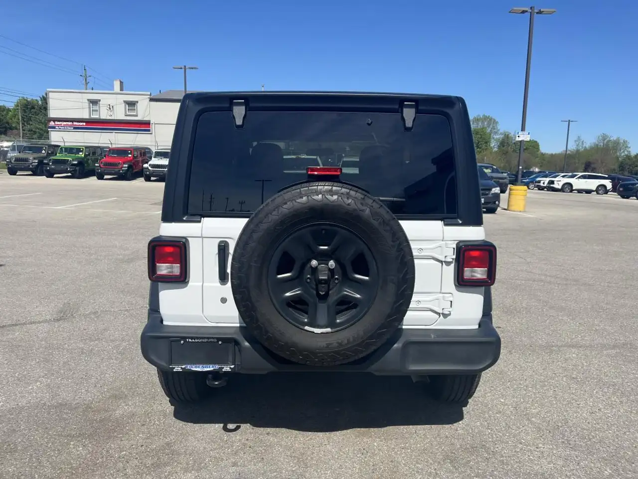 Jeep Wrangler снимка Jeep Wrangler