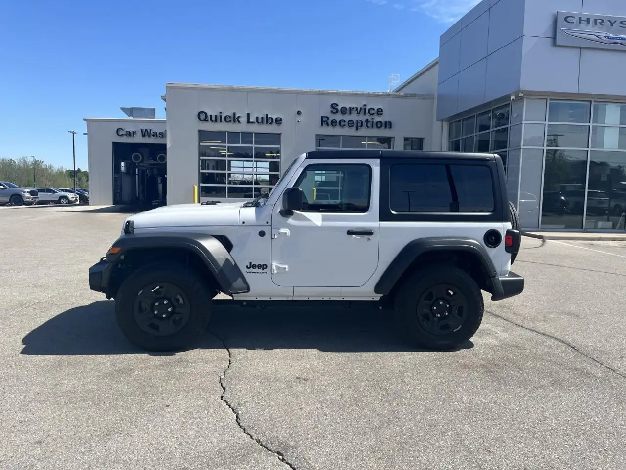 Jeep Wrangler снимка Jeep Wrangler